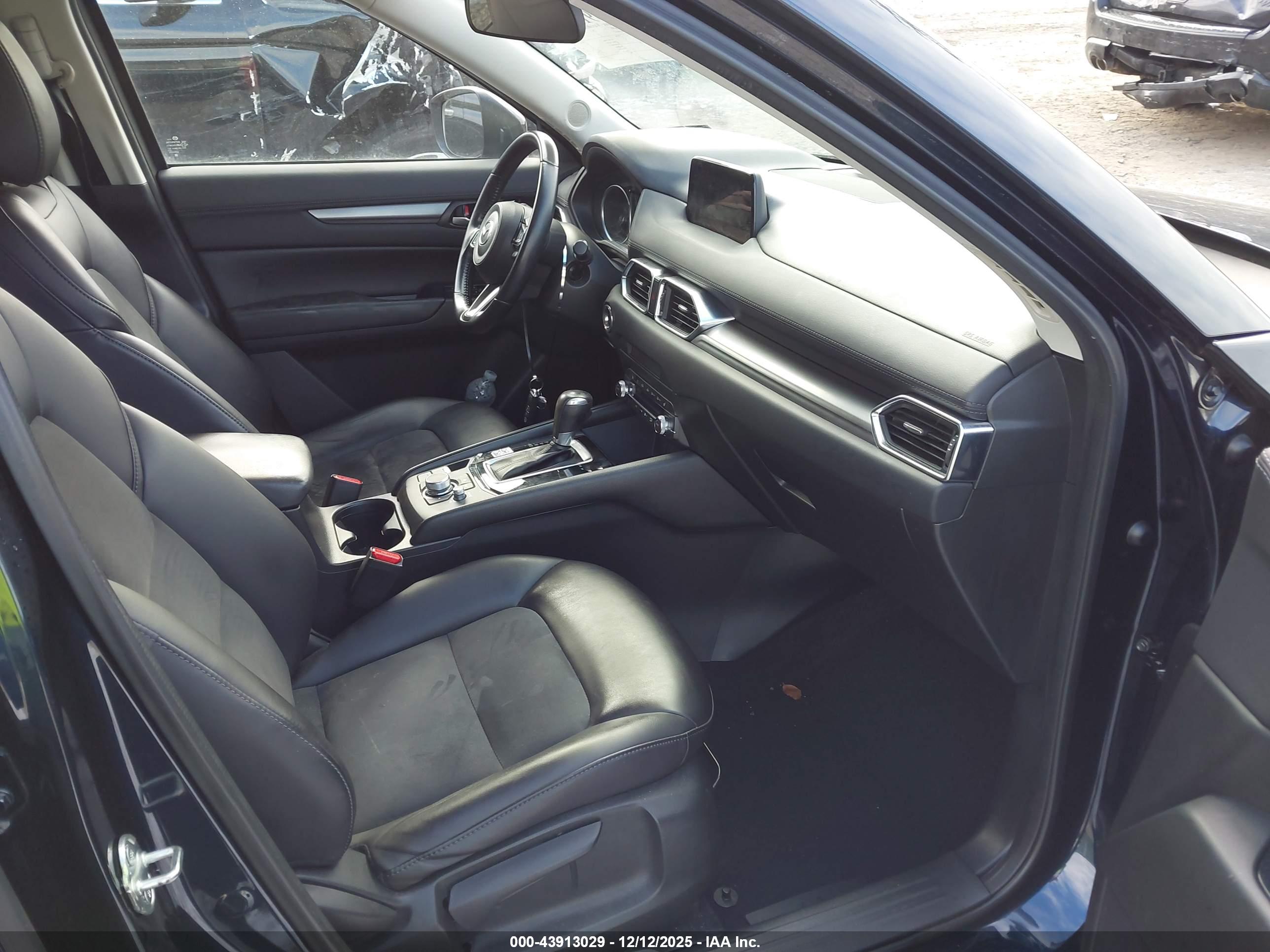 MAZDA CX-5 image 5
