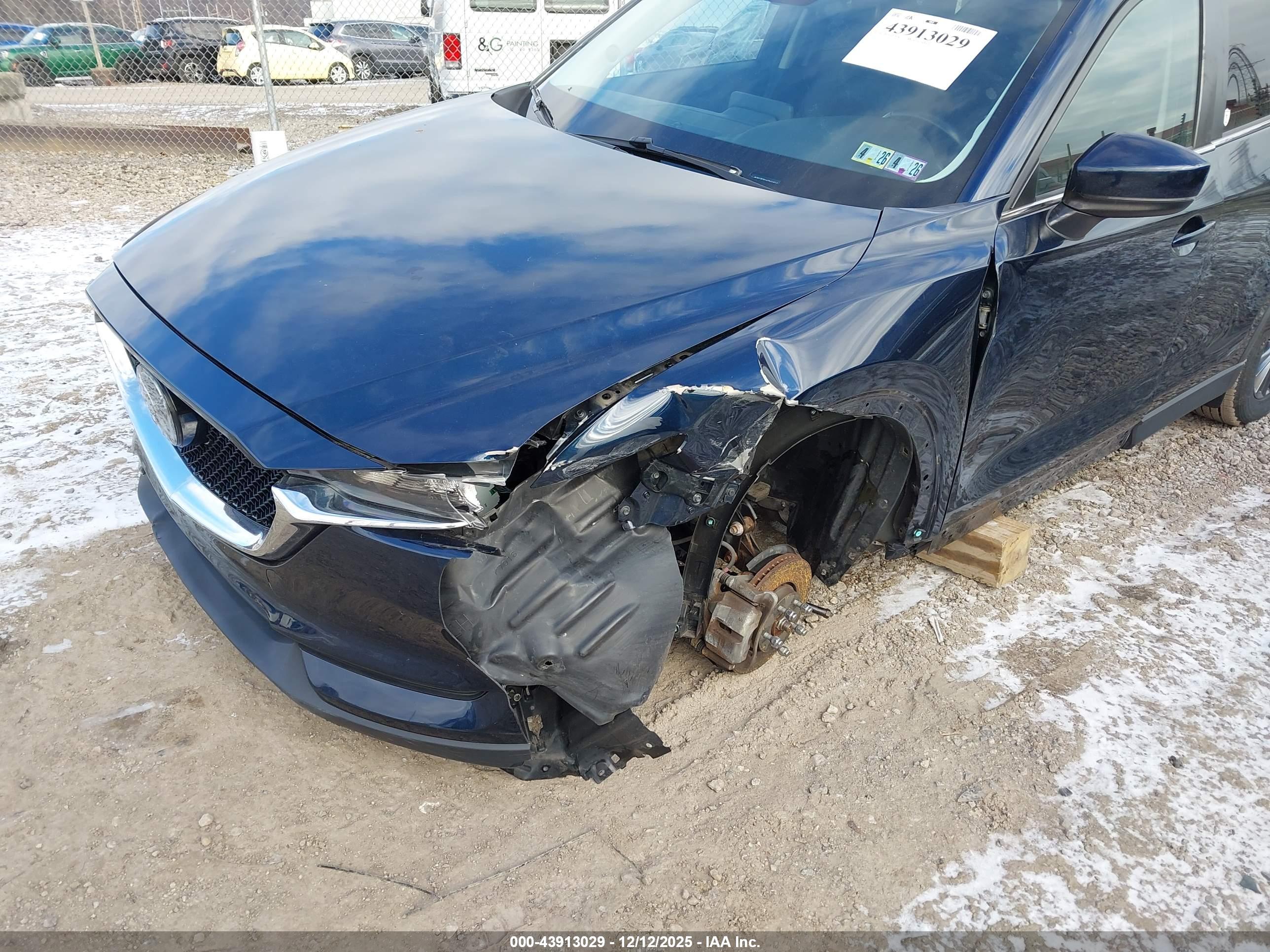 MAZDA CX-5 image 6