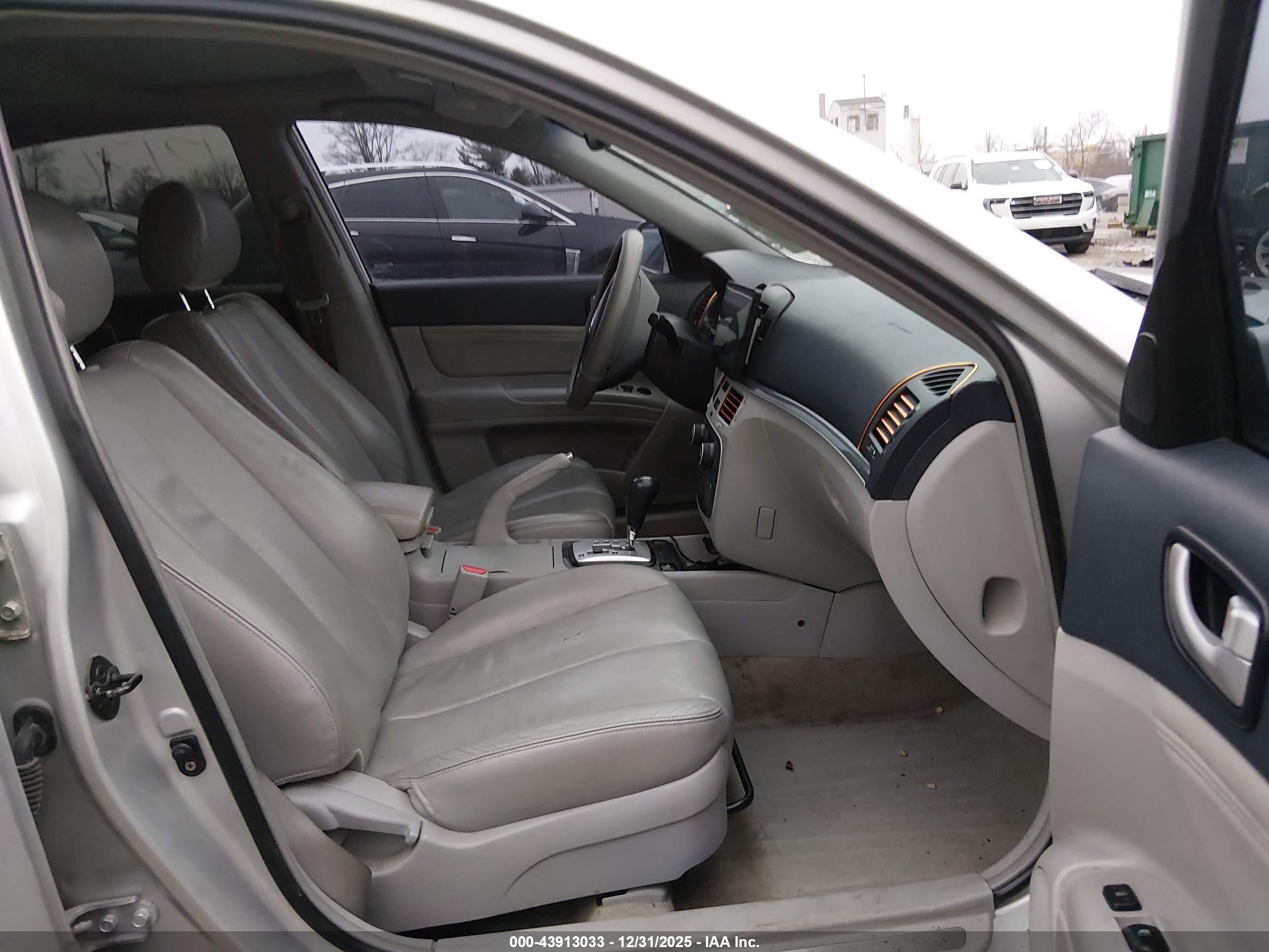 HYUNDAI SONATA image 5