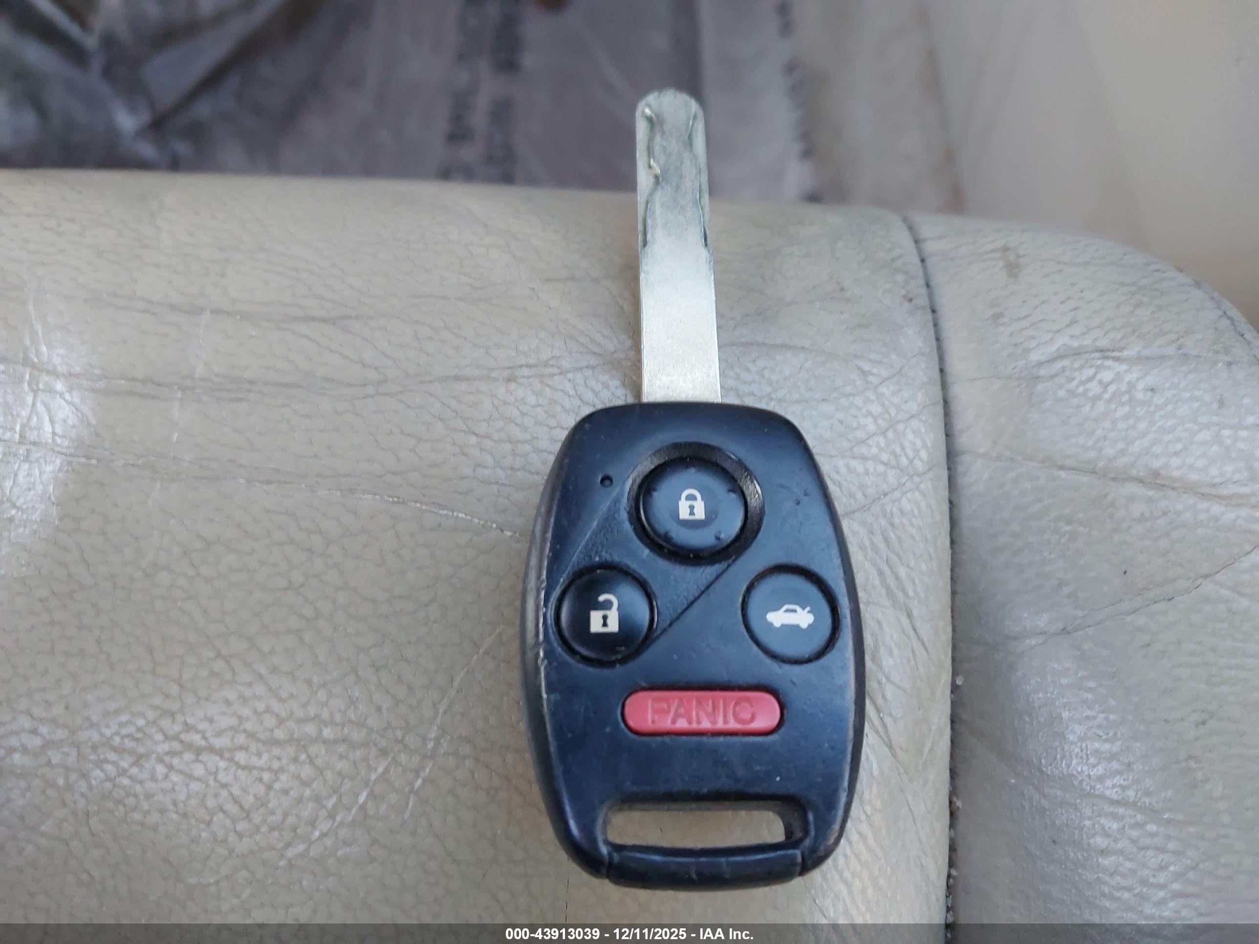 HONDA ACCORD image 11
