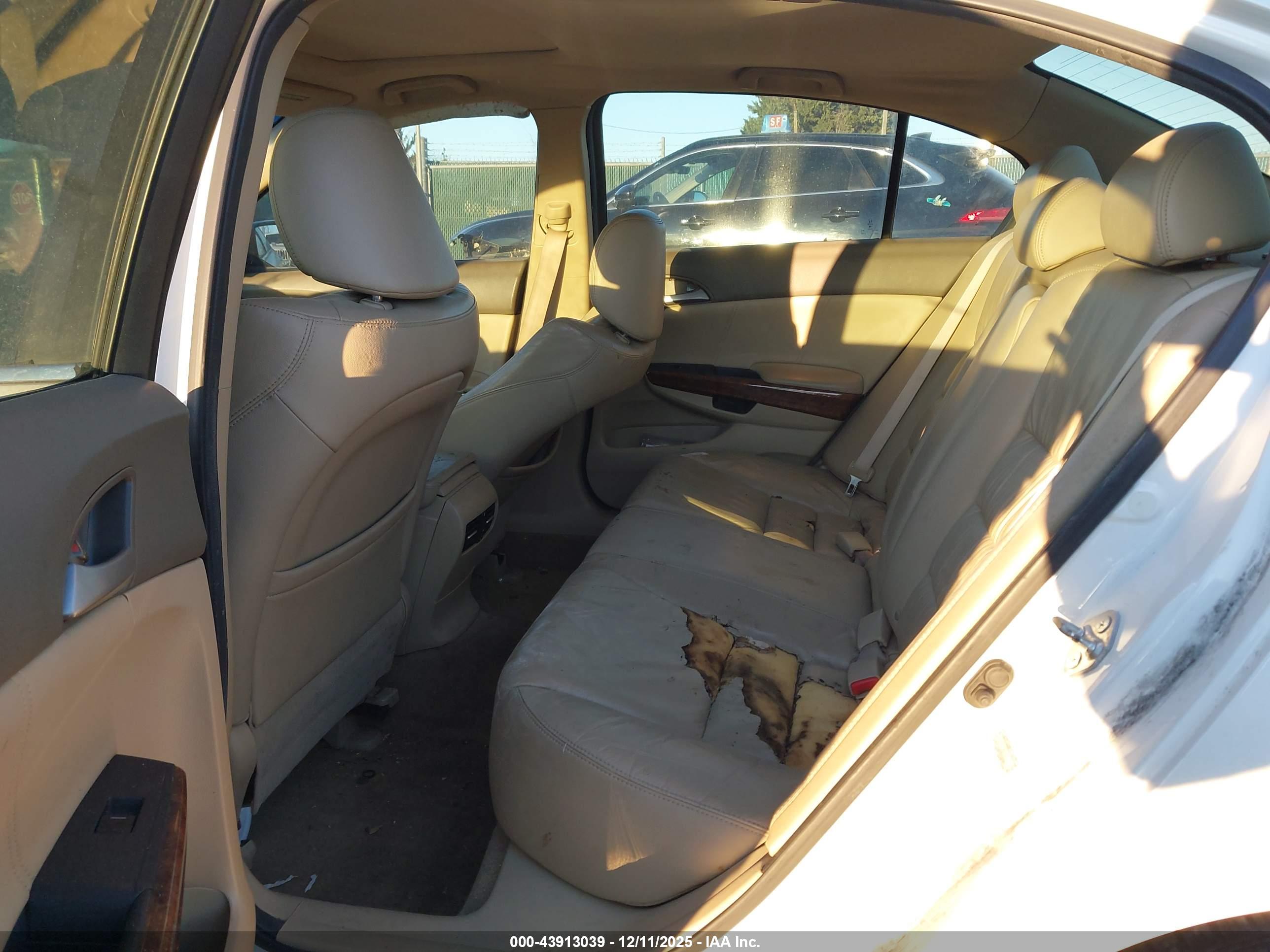 HONDA ACCORD image 8