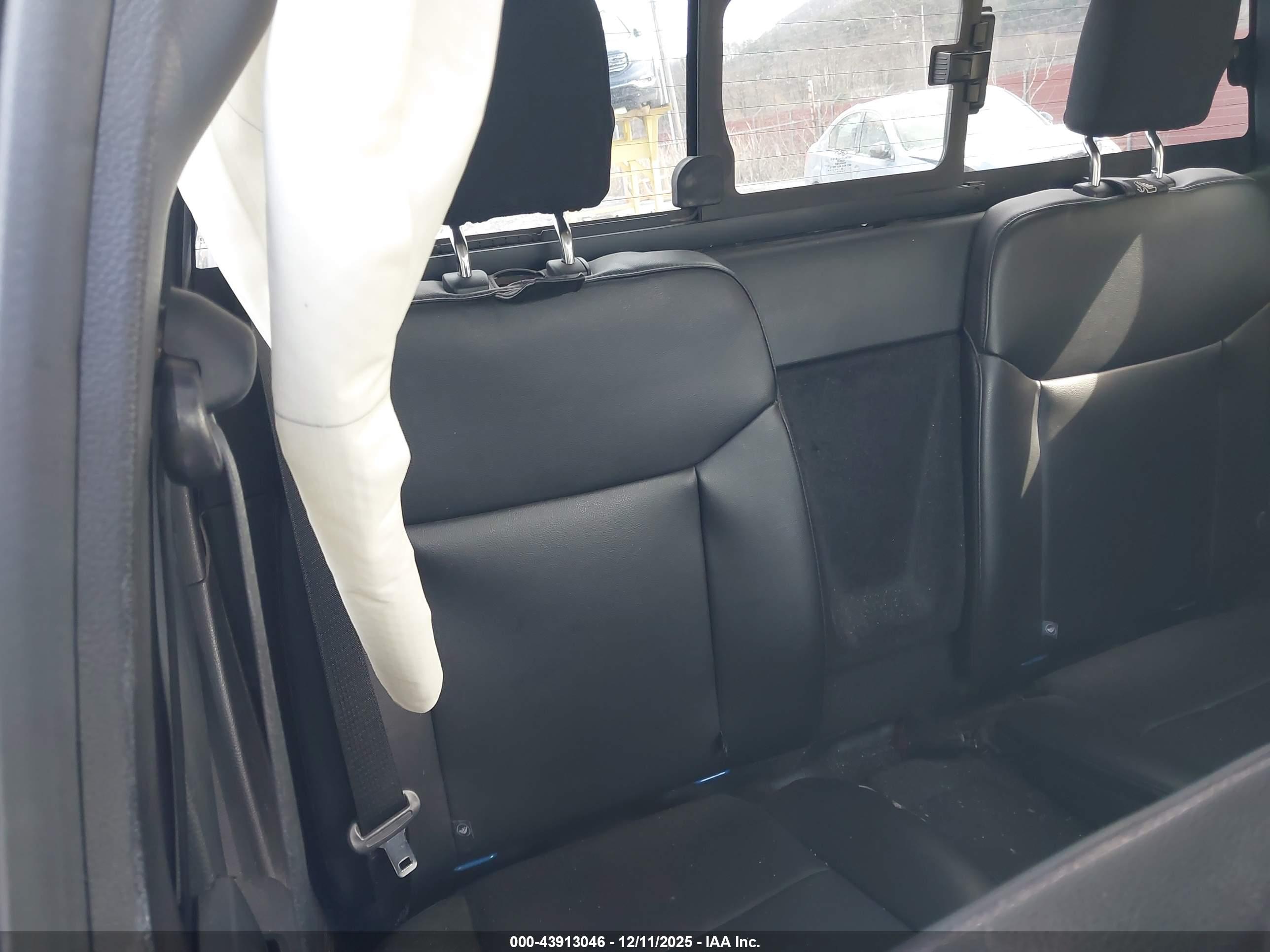 FORD RANGER image 8