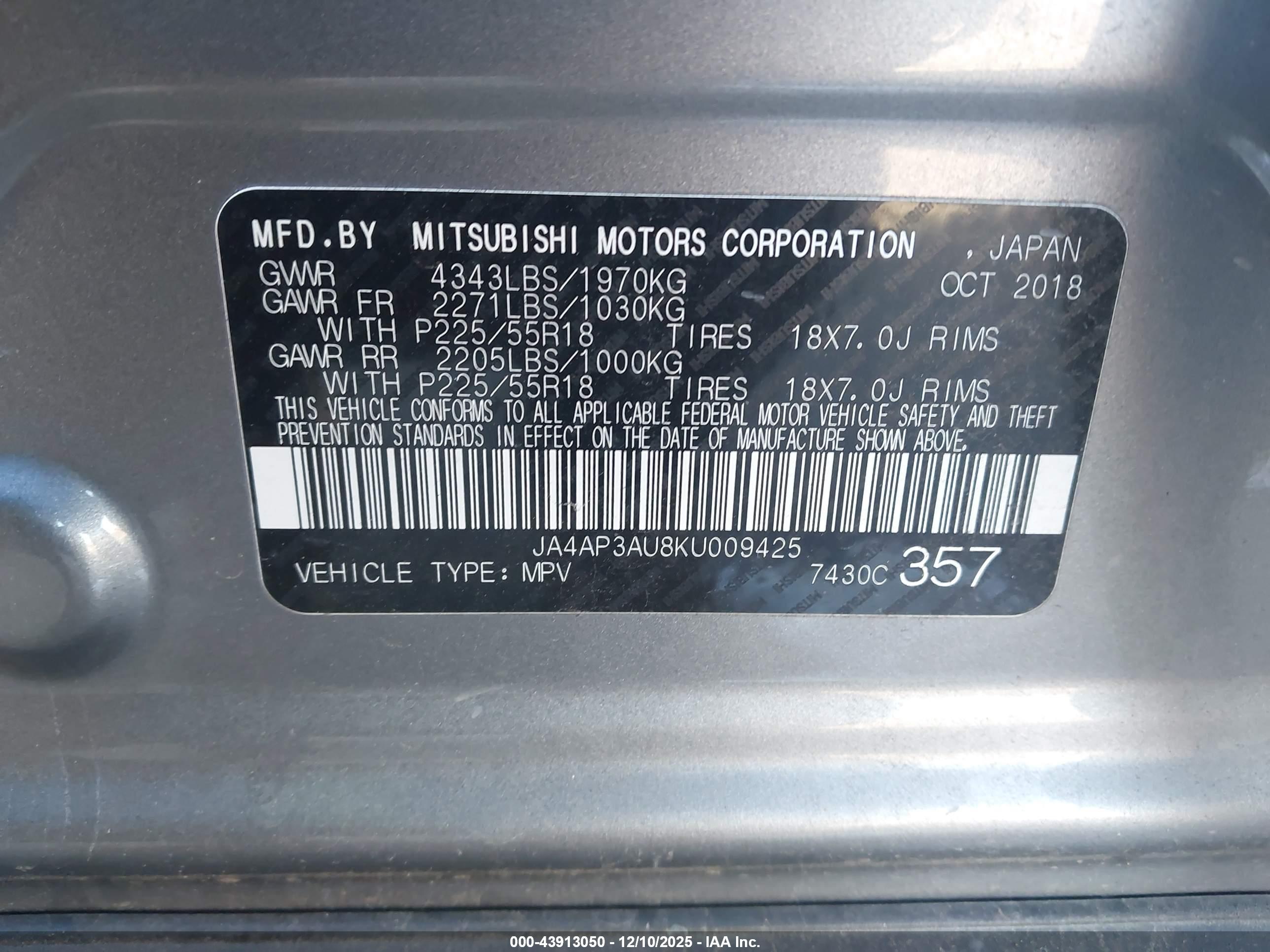 MITSUBISHI OUTLANDER image 9