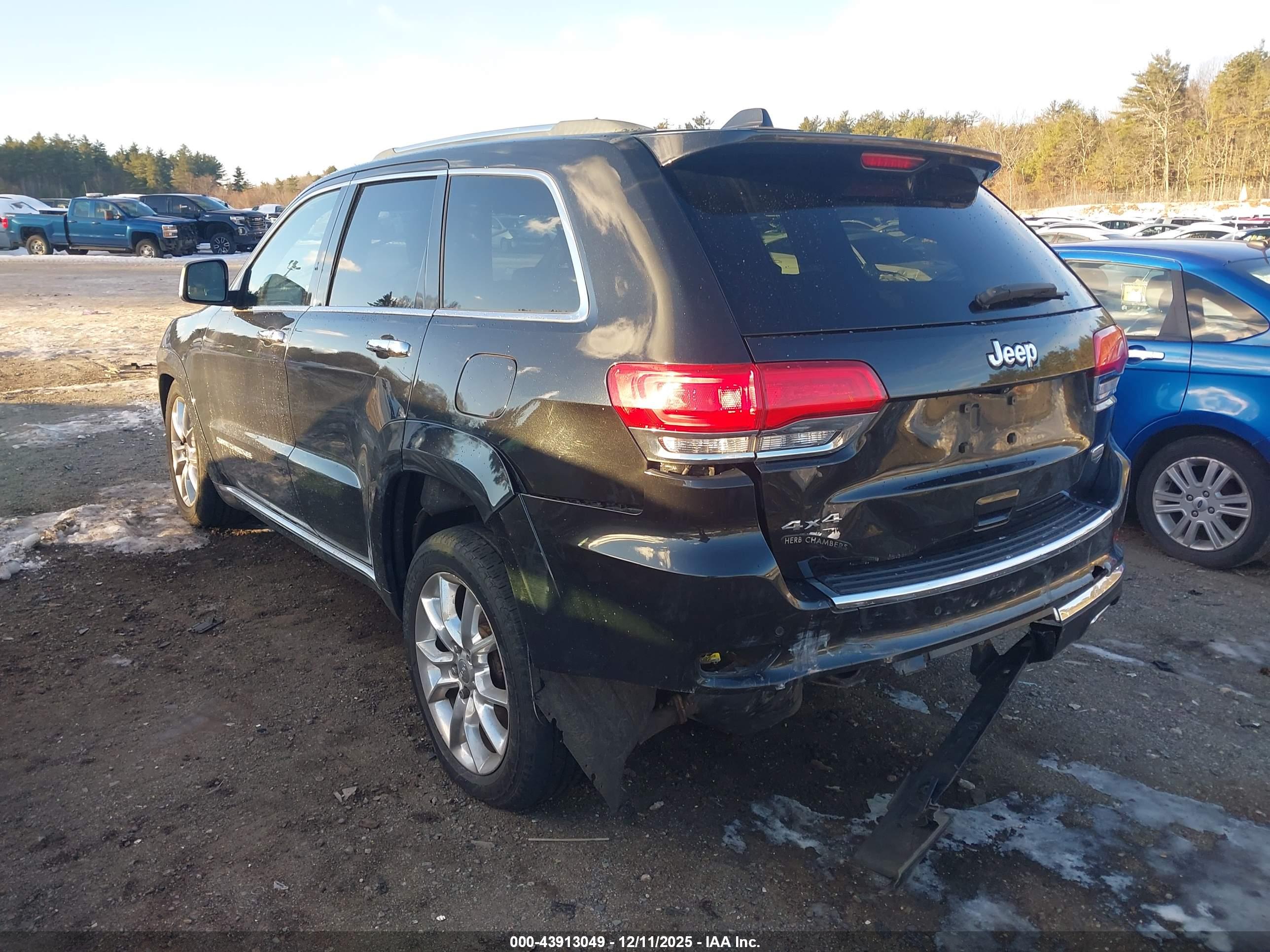 JEEP GRAND image 3