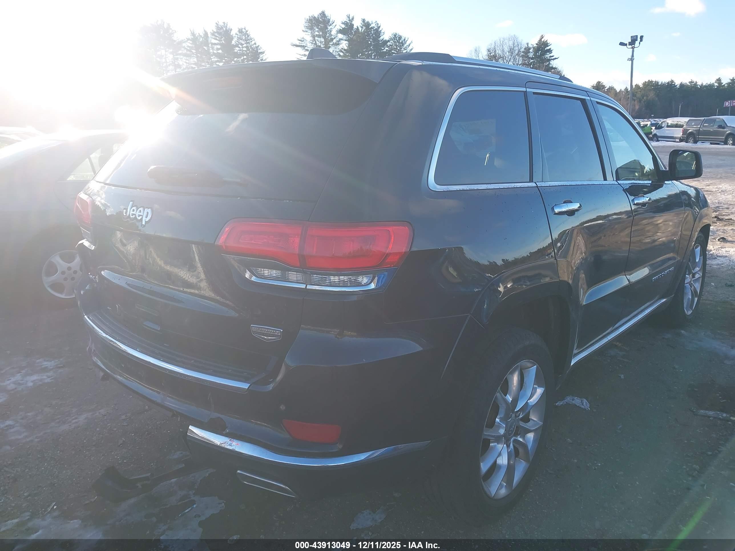 JEEP GRAND image 4