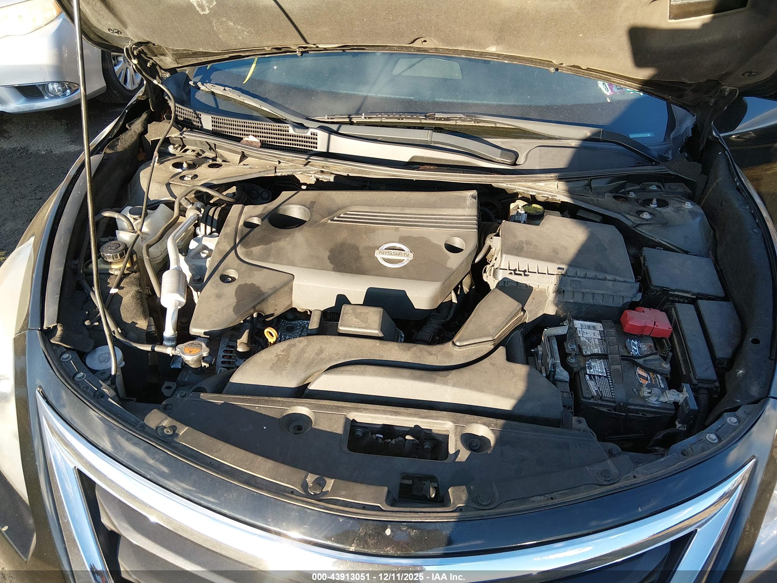 NISSAN ALTIMA image 10