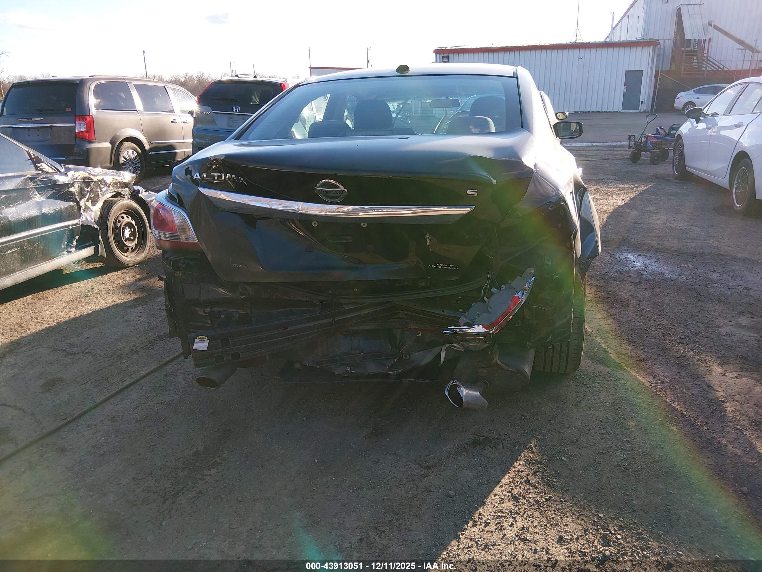NISSAN ALTIMA image 6