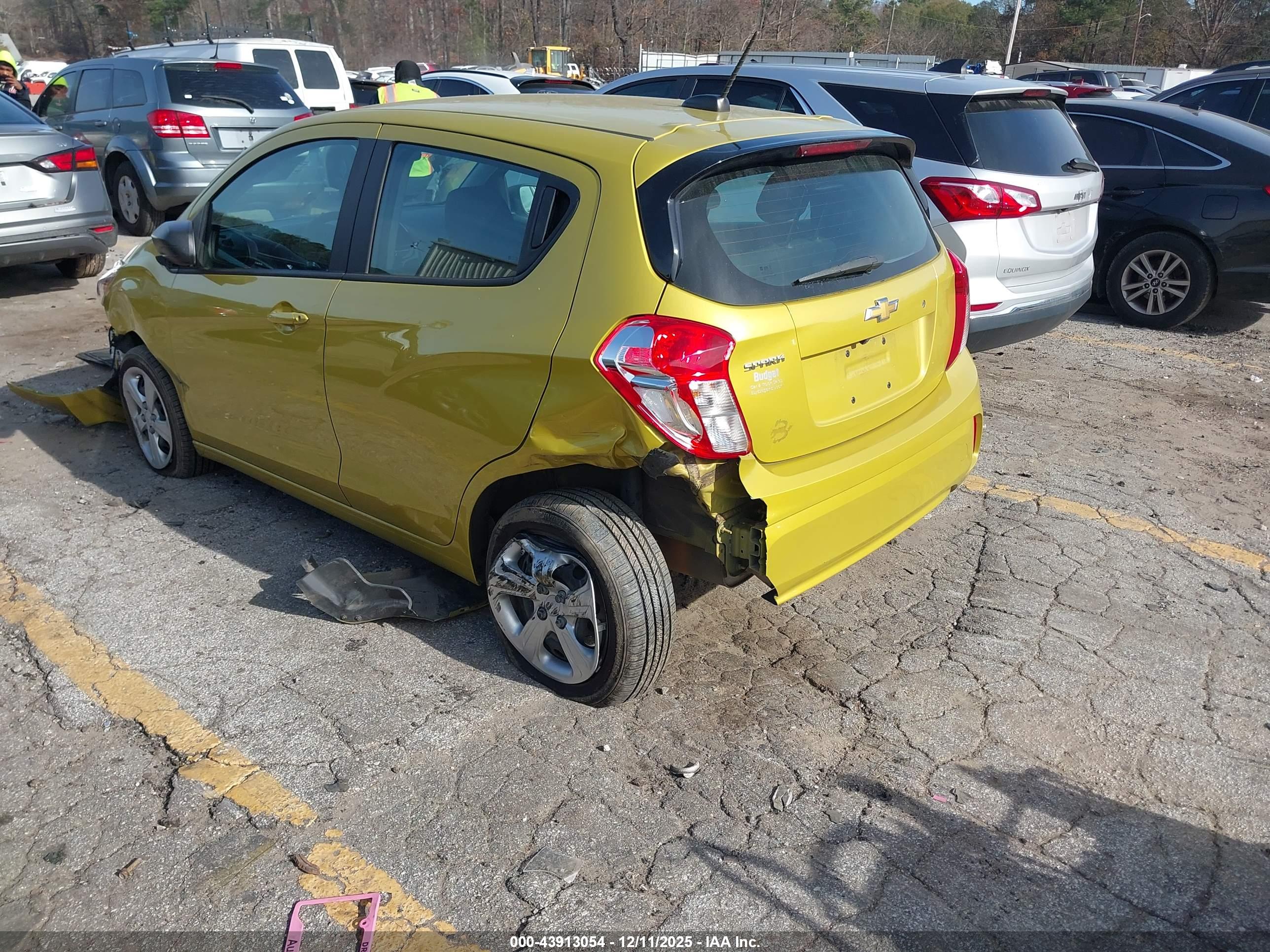 CHEVROLET SPARK image 3