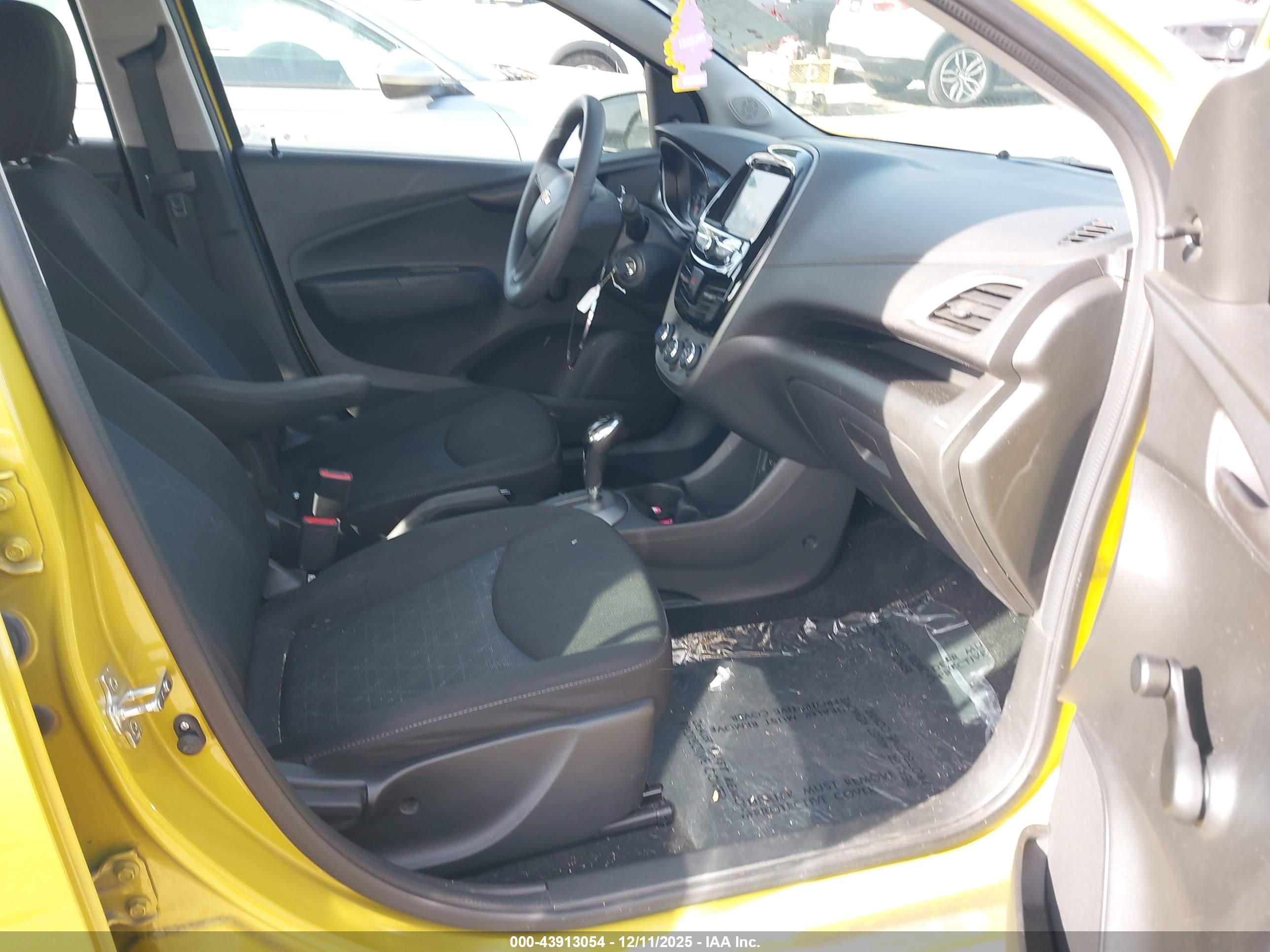 CHEVROLET SPARK image 5