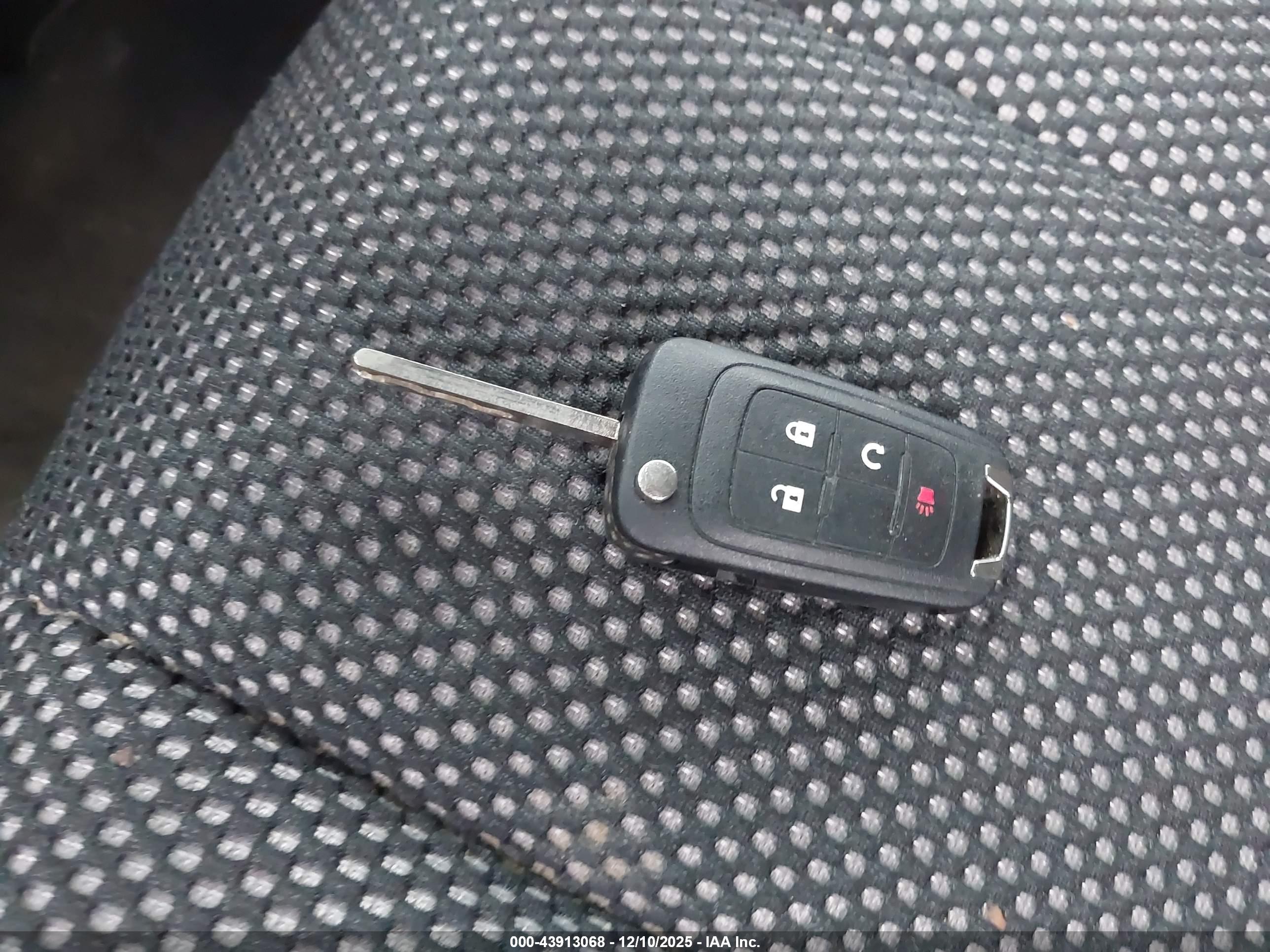 CHEVROLET EQUINOX image 11