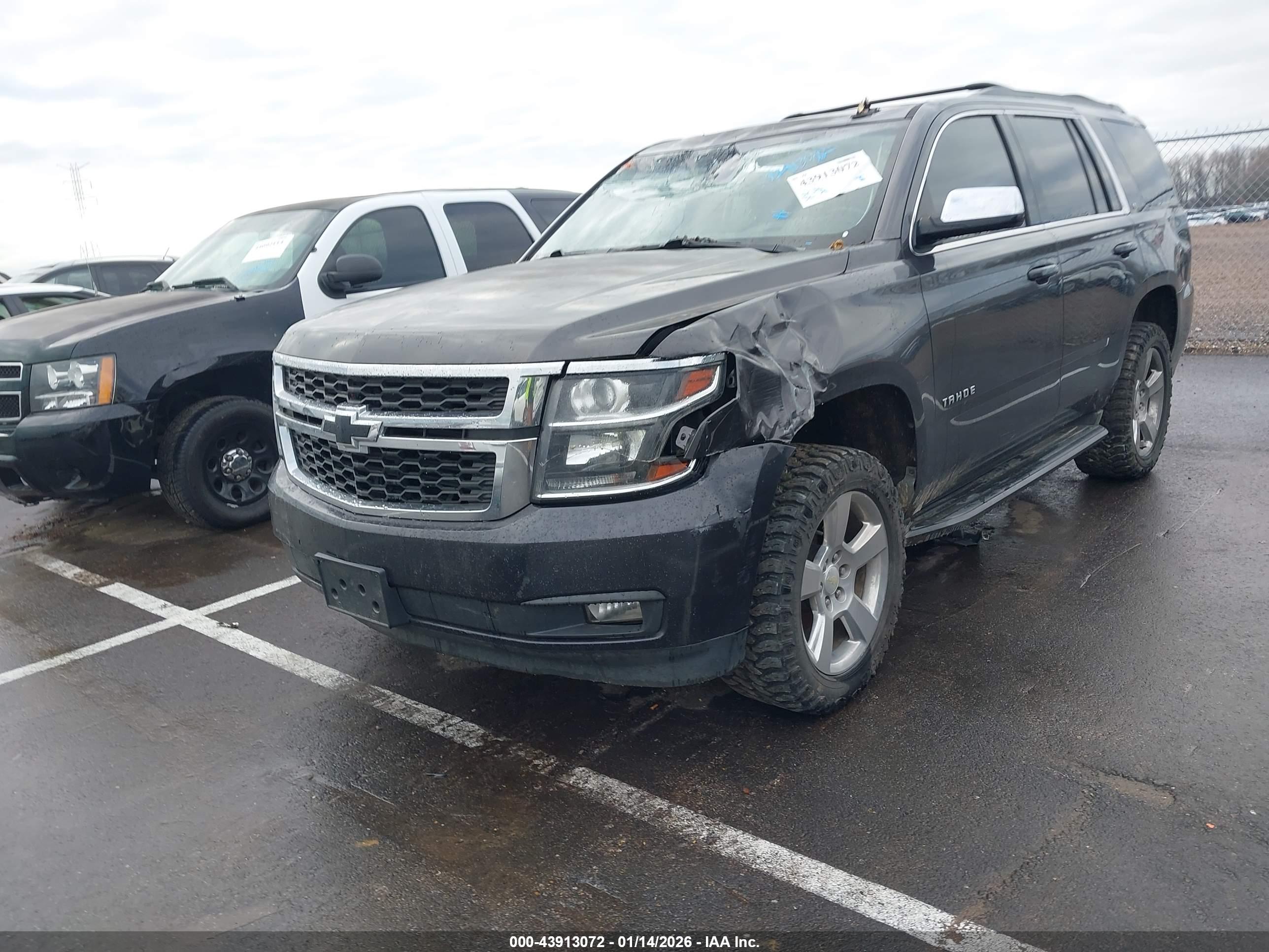 CHEVROLET TAHOE image 6
