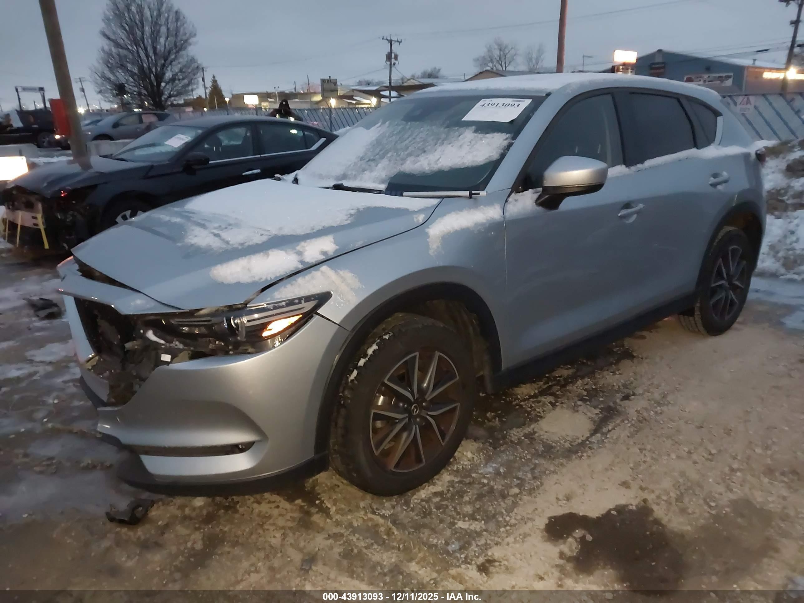 MAZDA CX-5 image 2