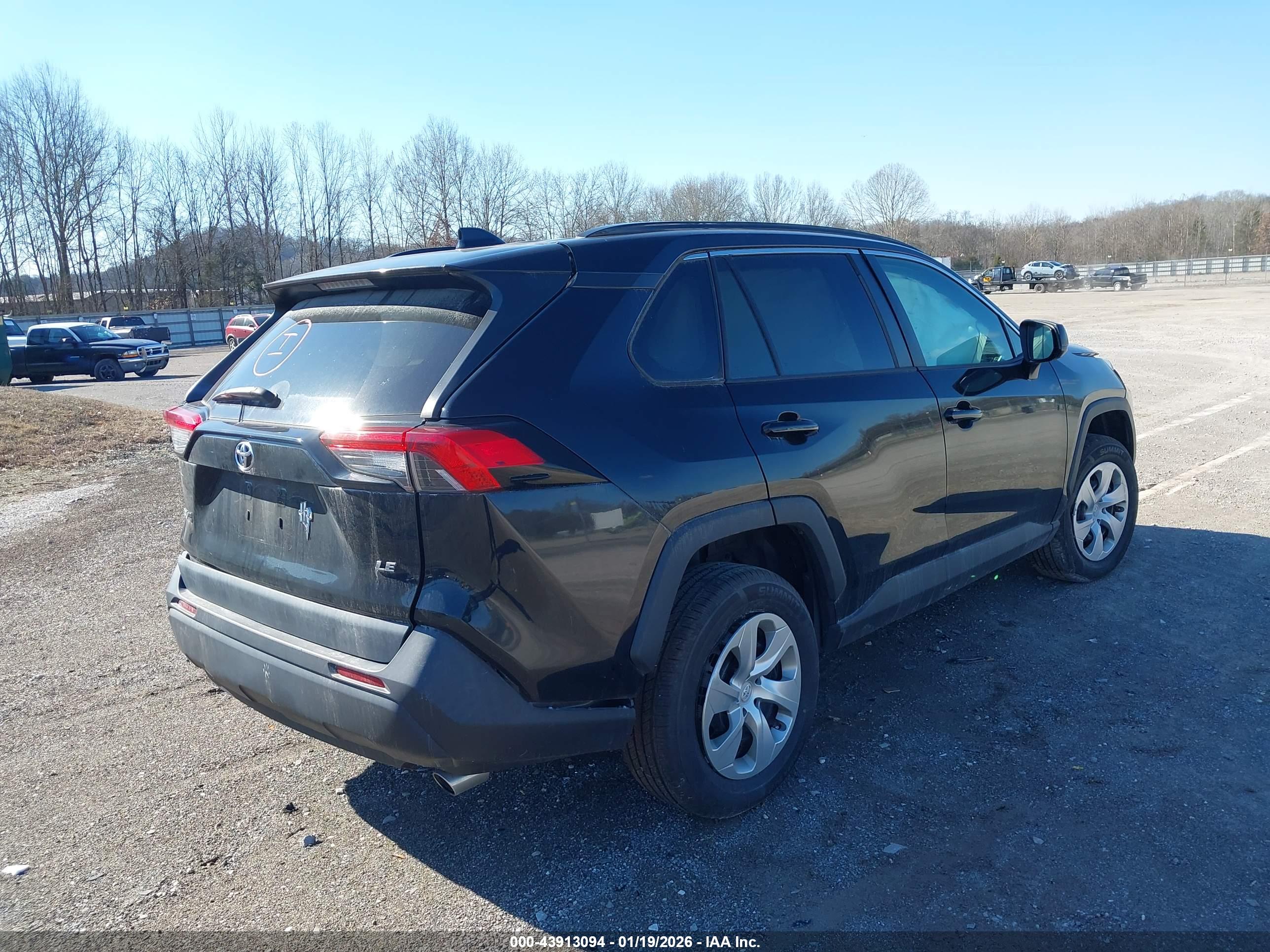 TOYOTA RAV4 image 4