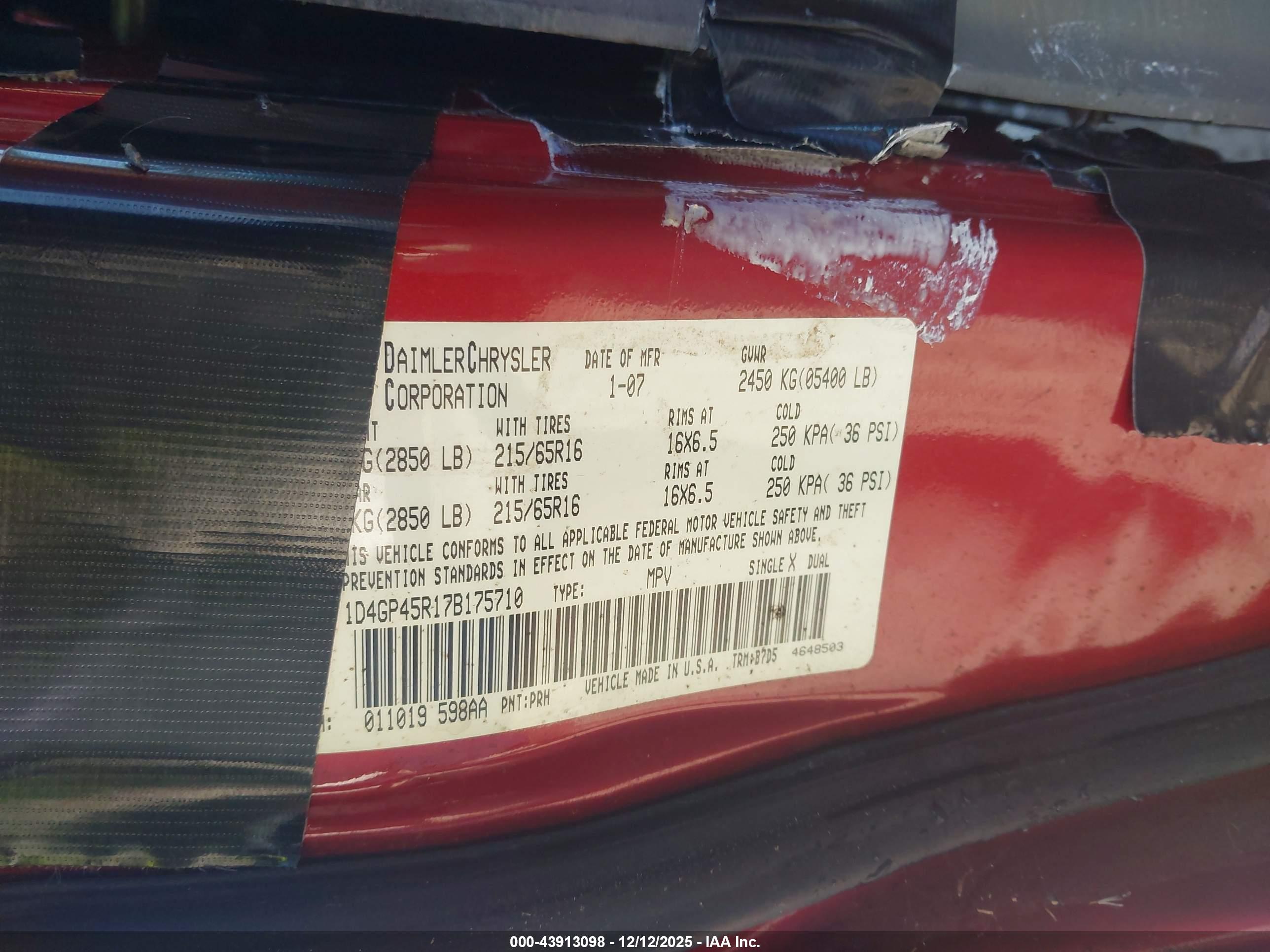 DODGE CARAVAN image 9