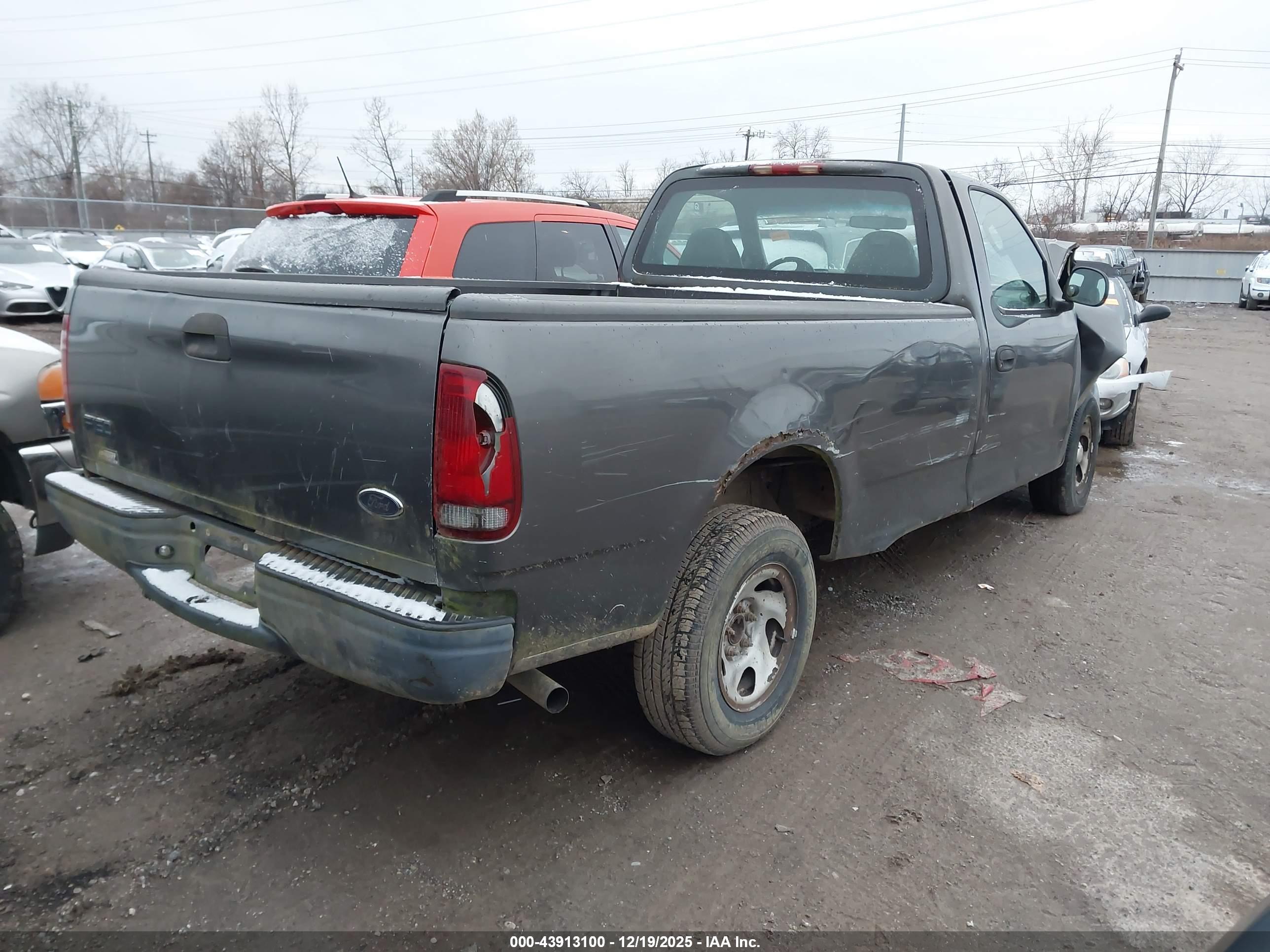 FORD F-150 image 4
