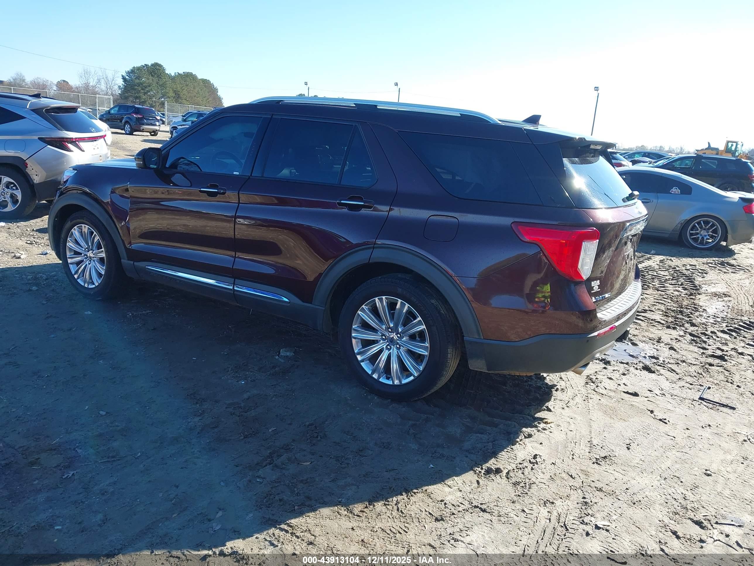 FORD EXPLORER image 3