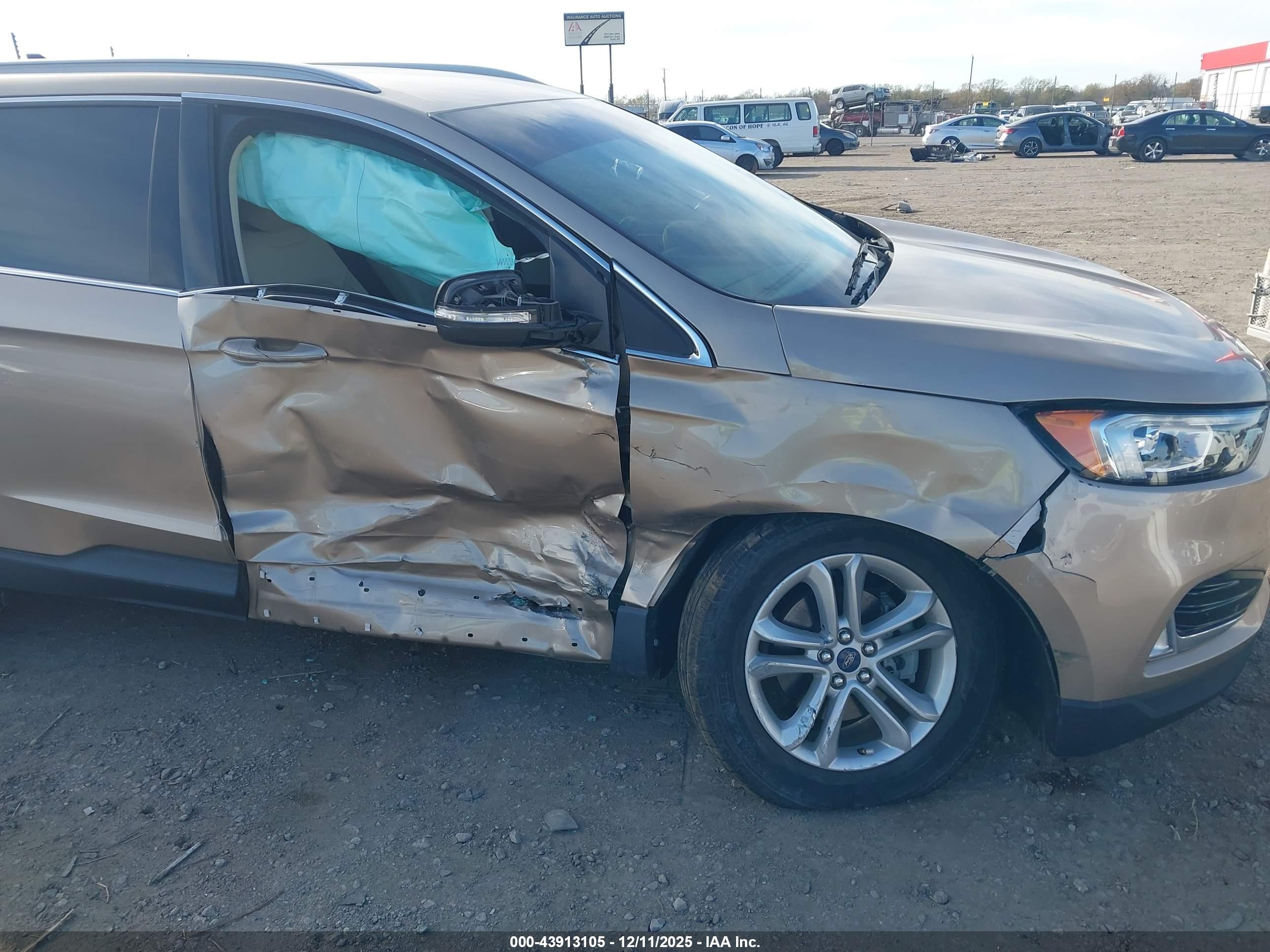 FORD EDGE image 6
