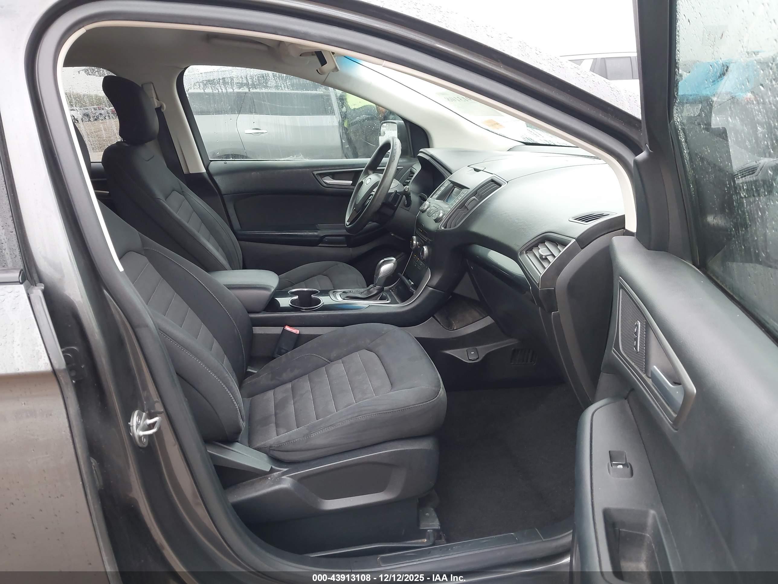 FORD EDGE image 5