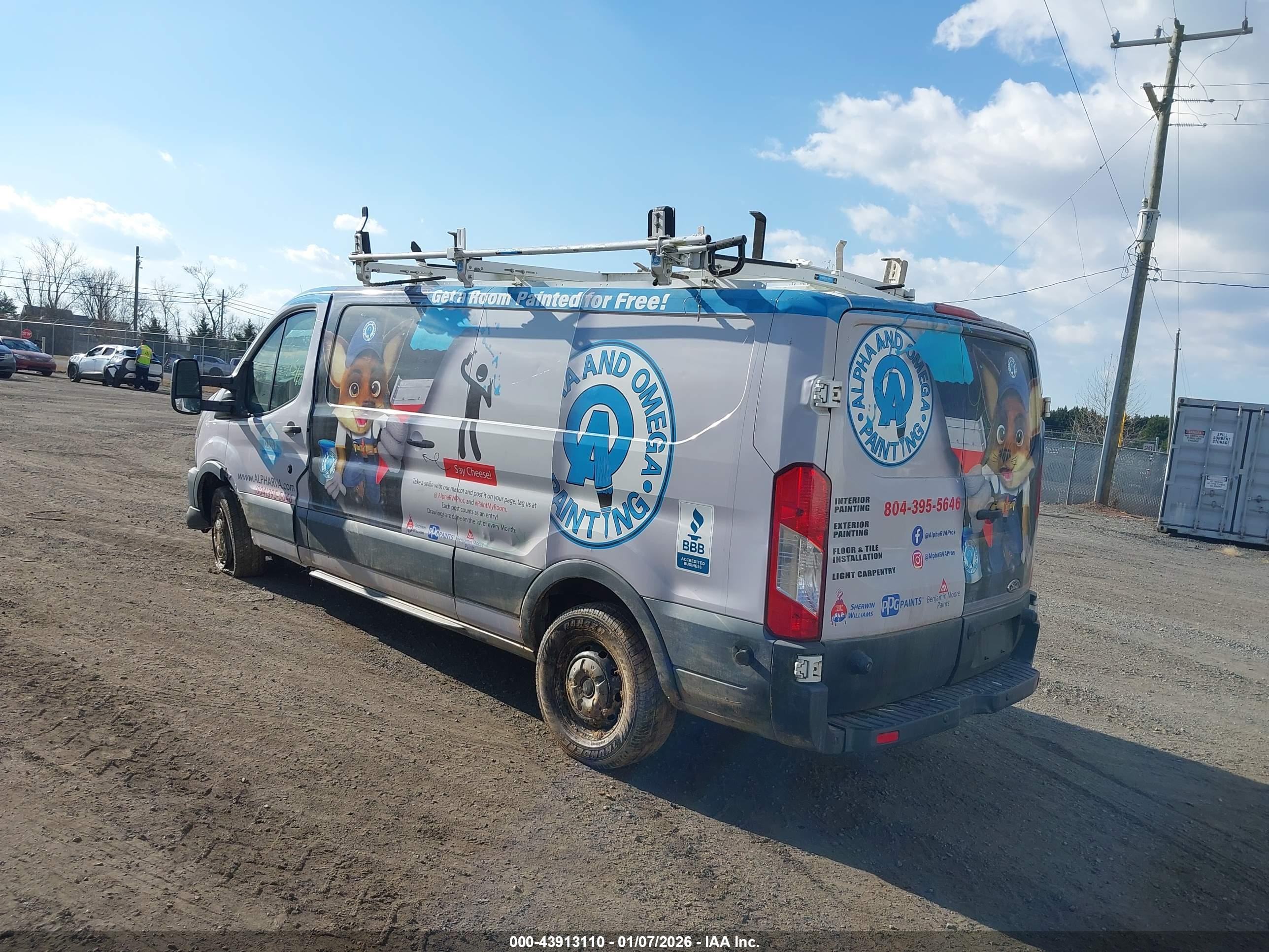 FORD TRANSIT-150 image 3