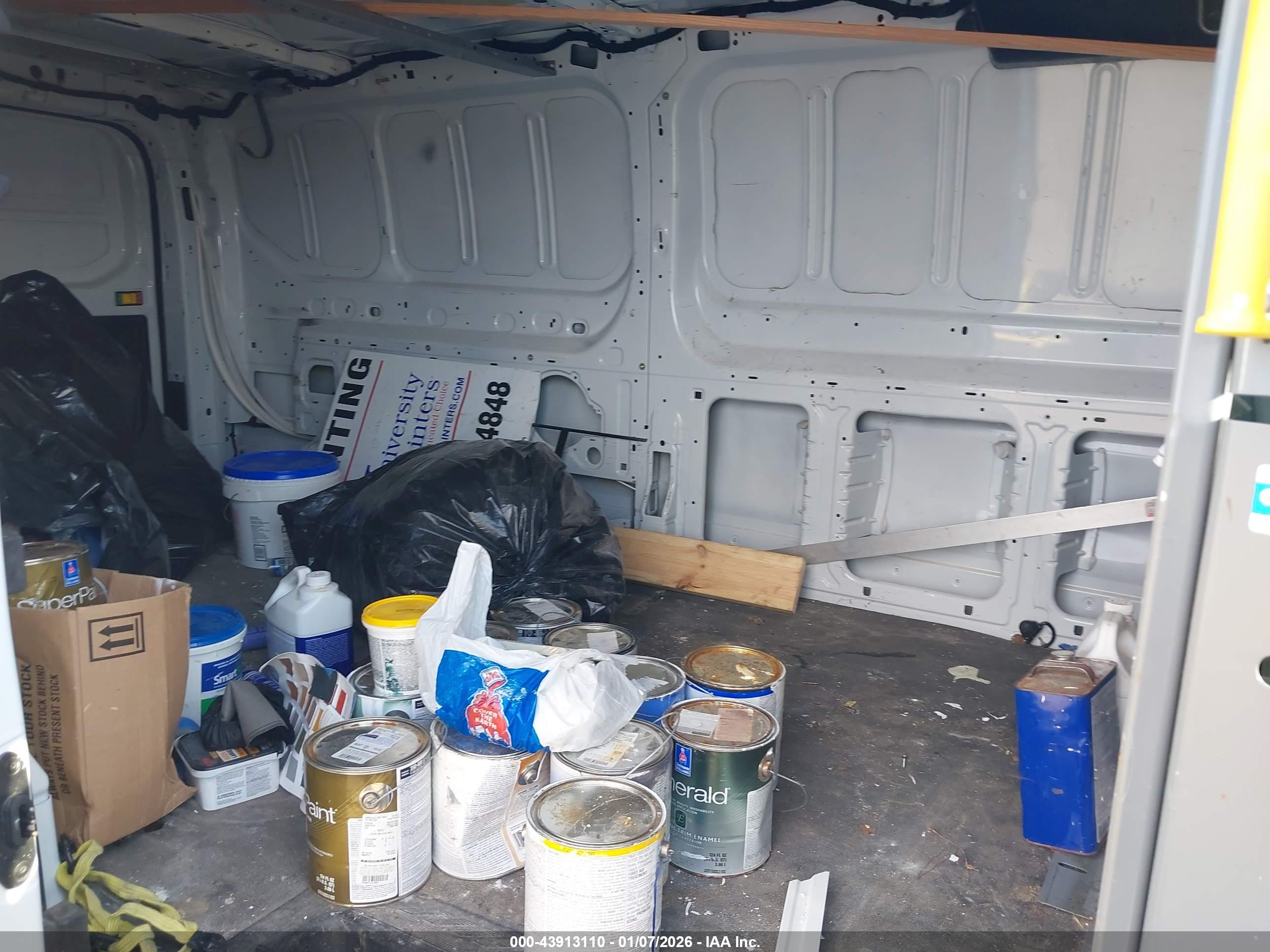 FORD TRANSIT-150 image 8