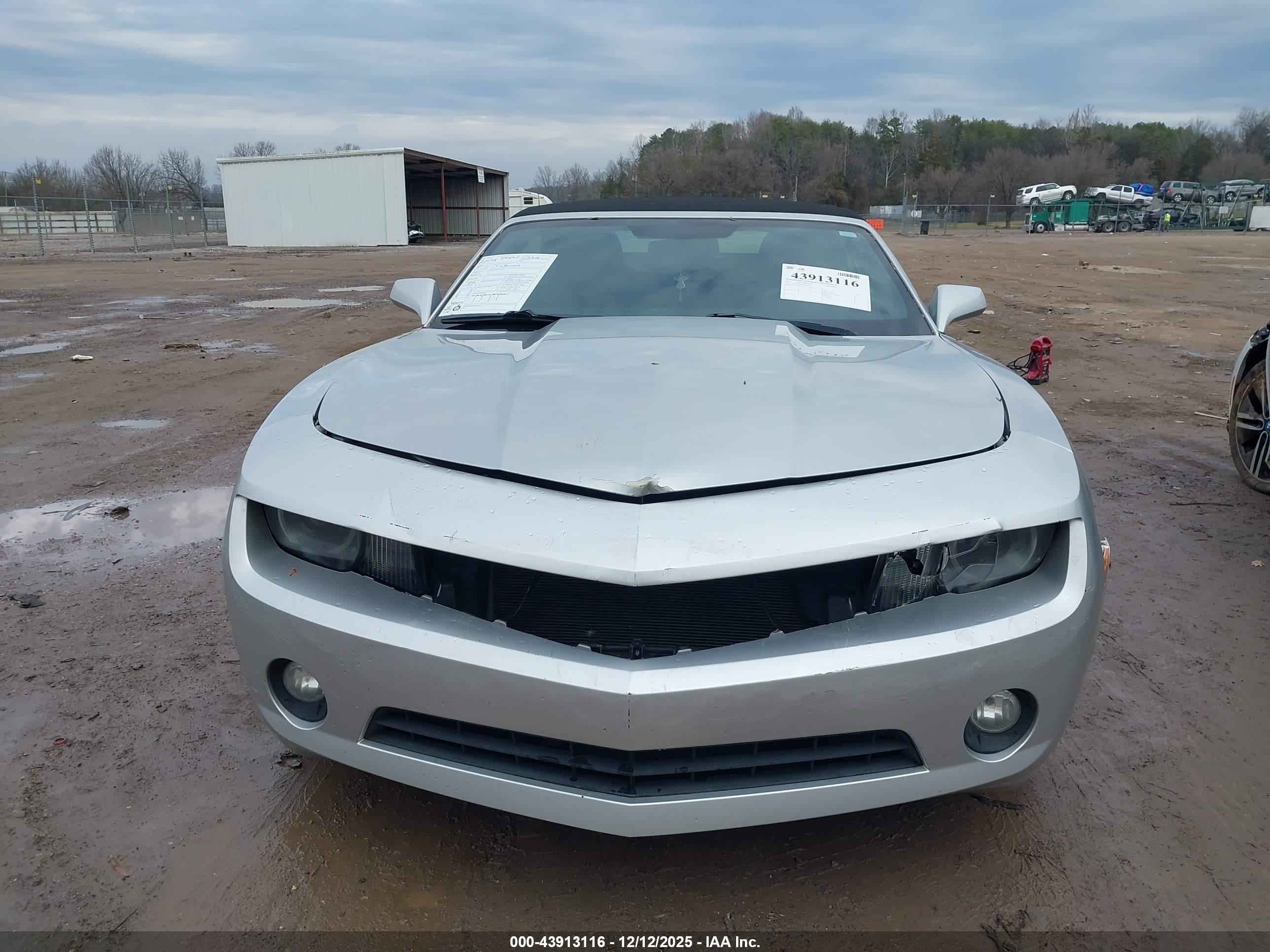 CHEVROLET CAMARO image 6