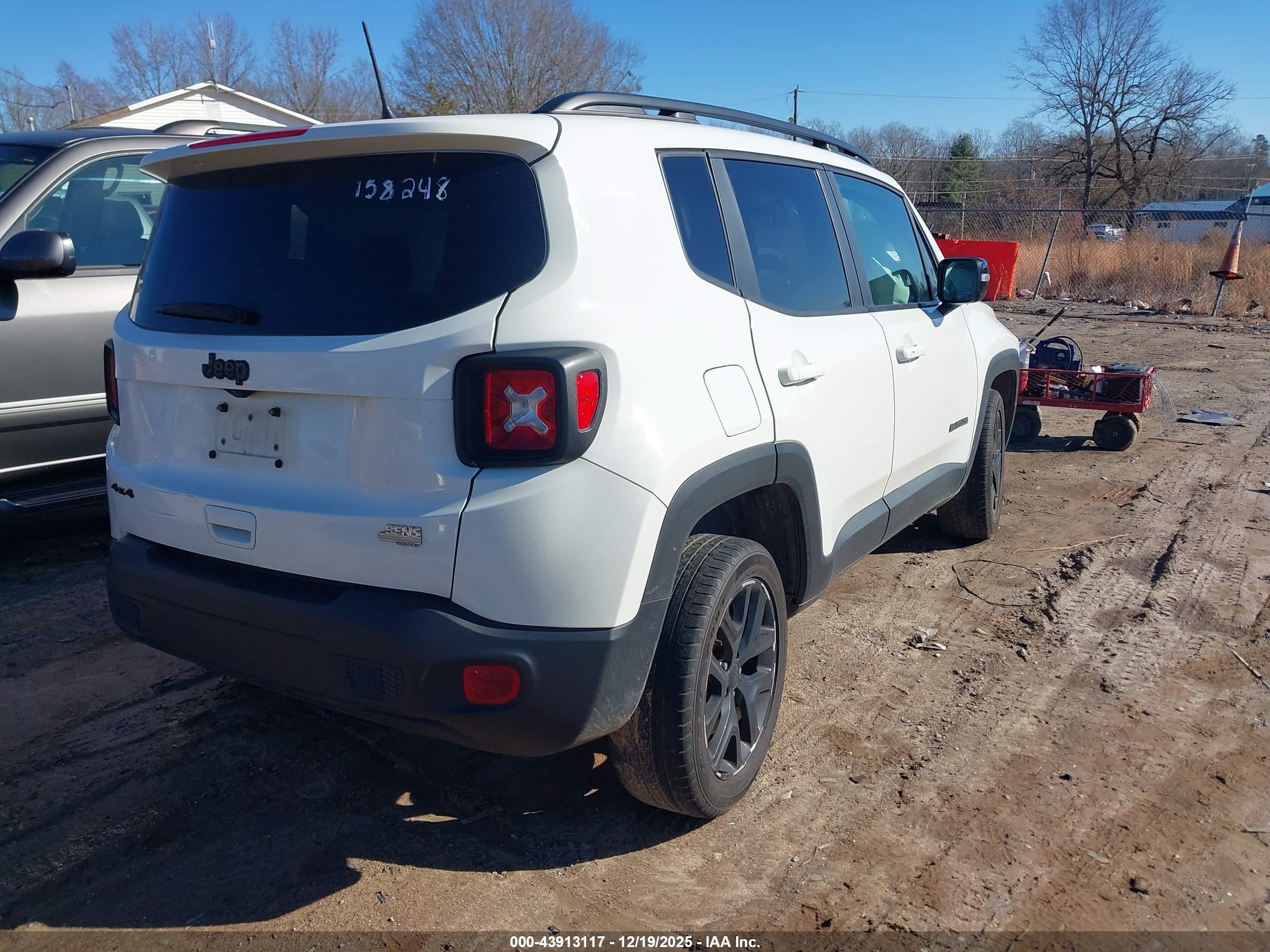 JEEP RENEGADE image 4
