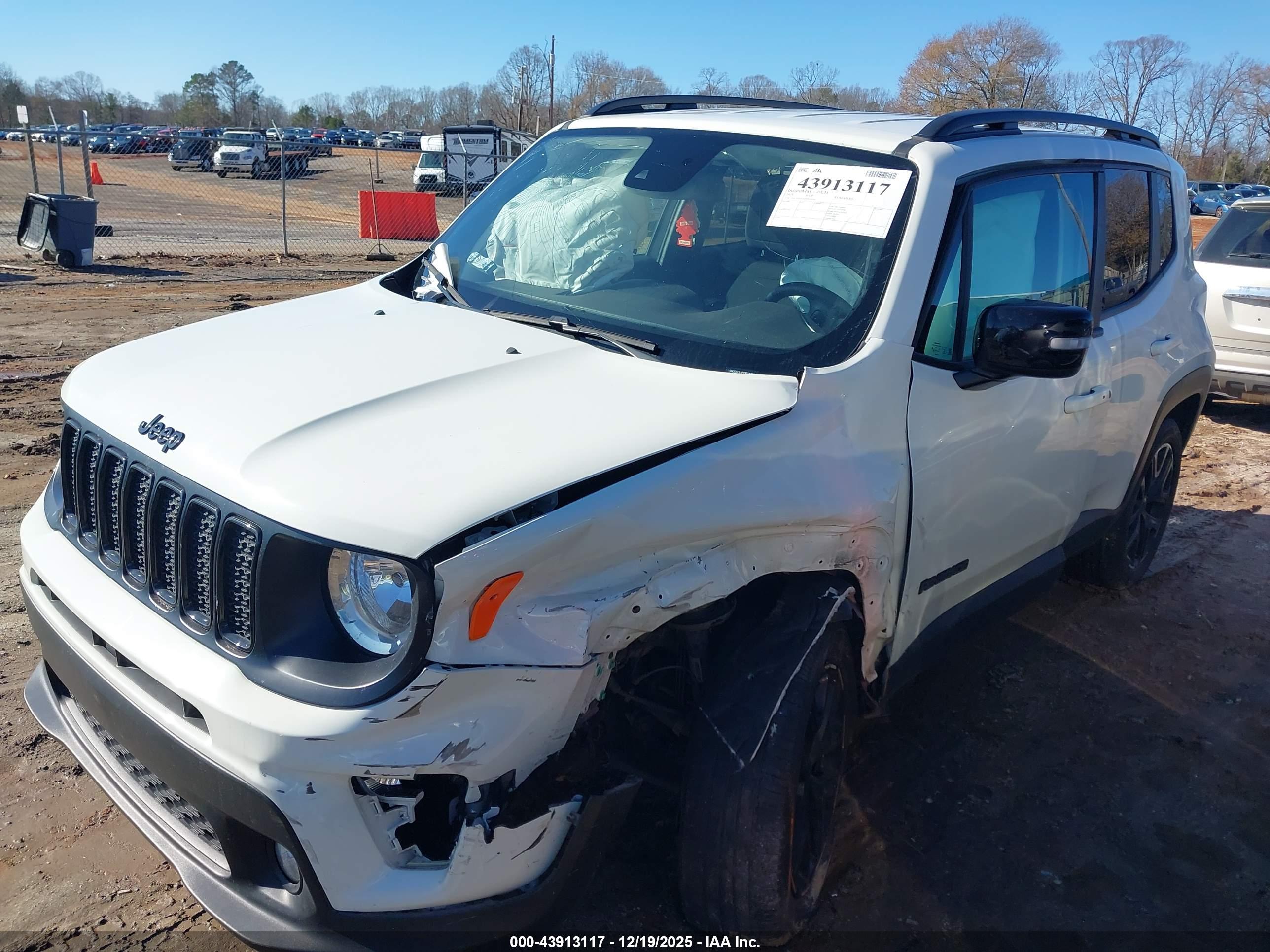 JEEP RENEGADE image 6