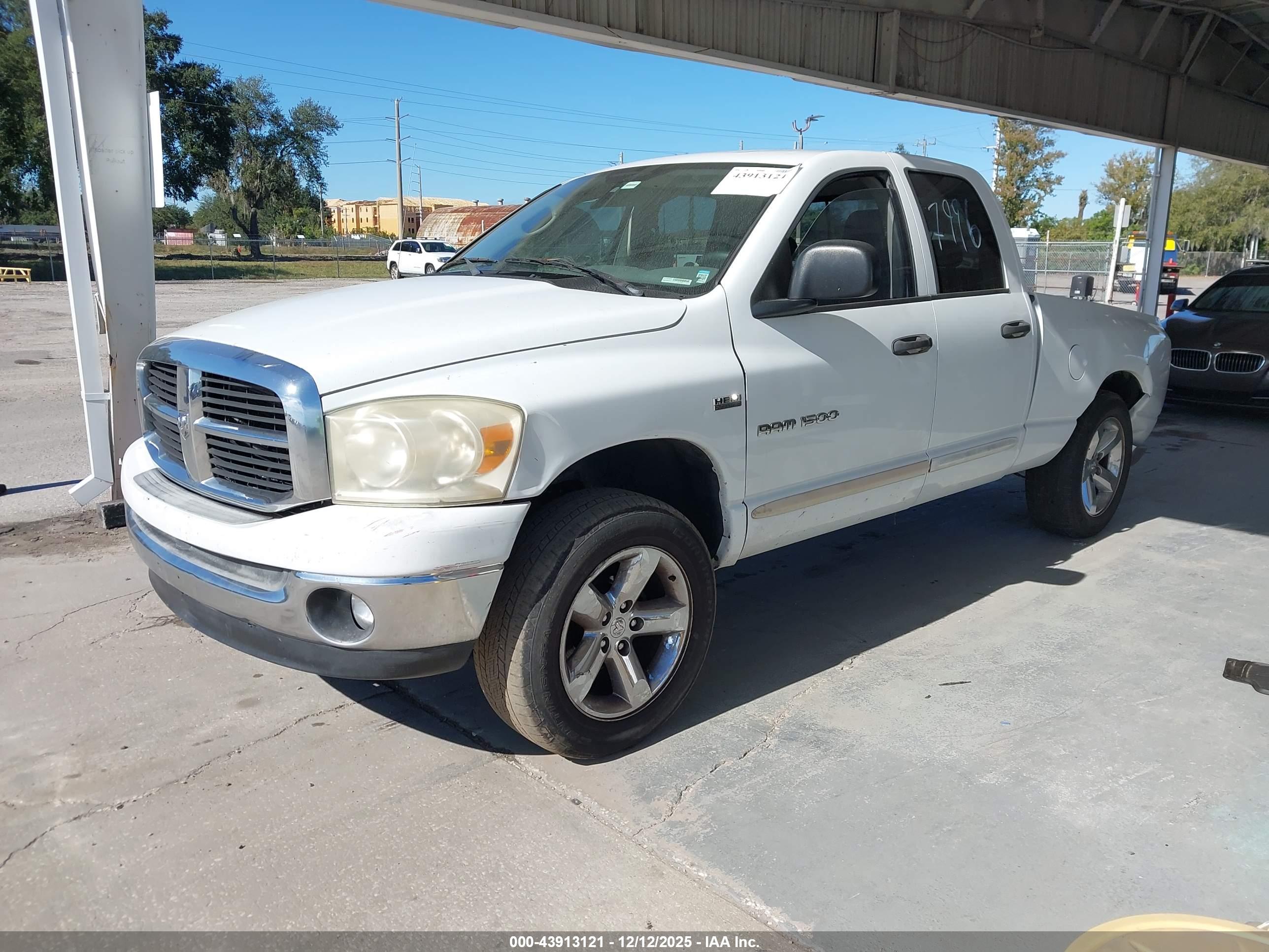 DODGE RAM image 2