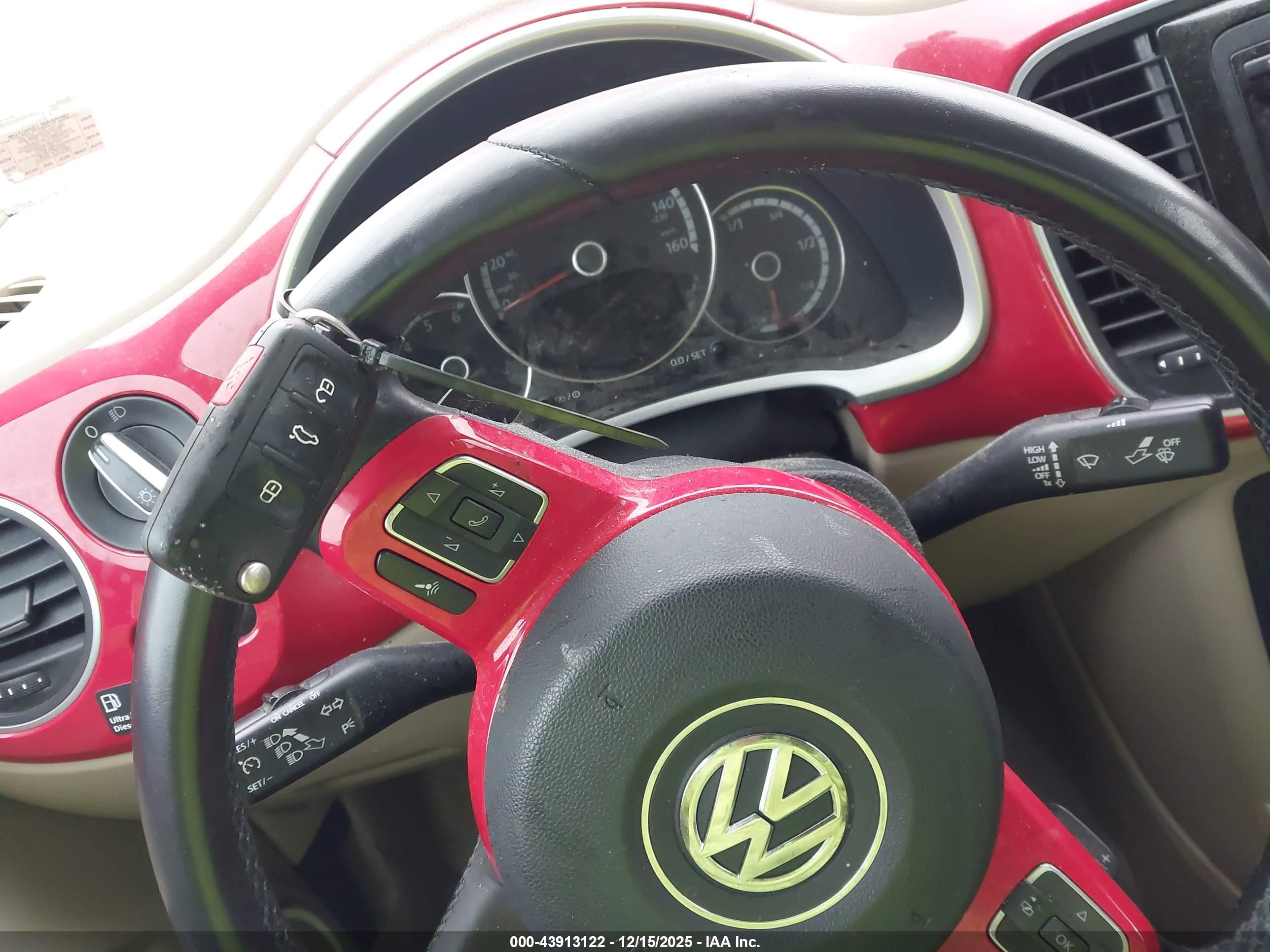 VOLKSWAGEN BEETLE image 11