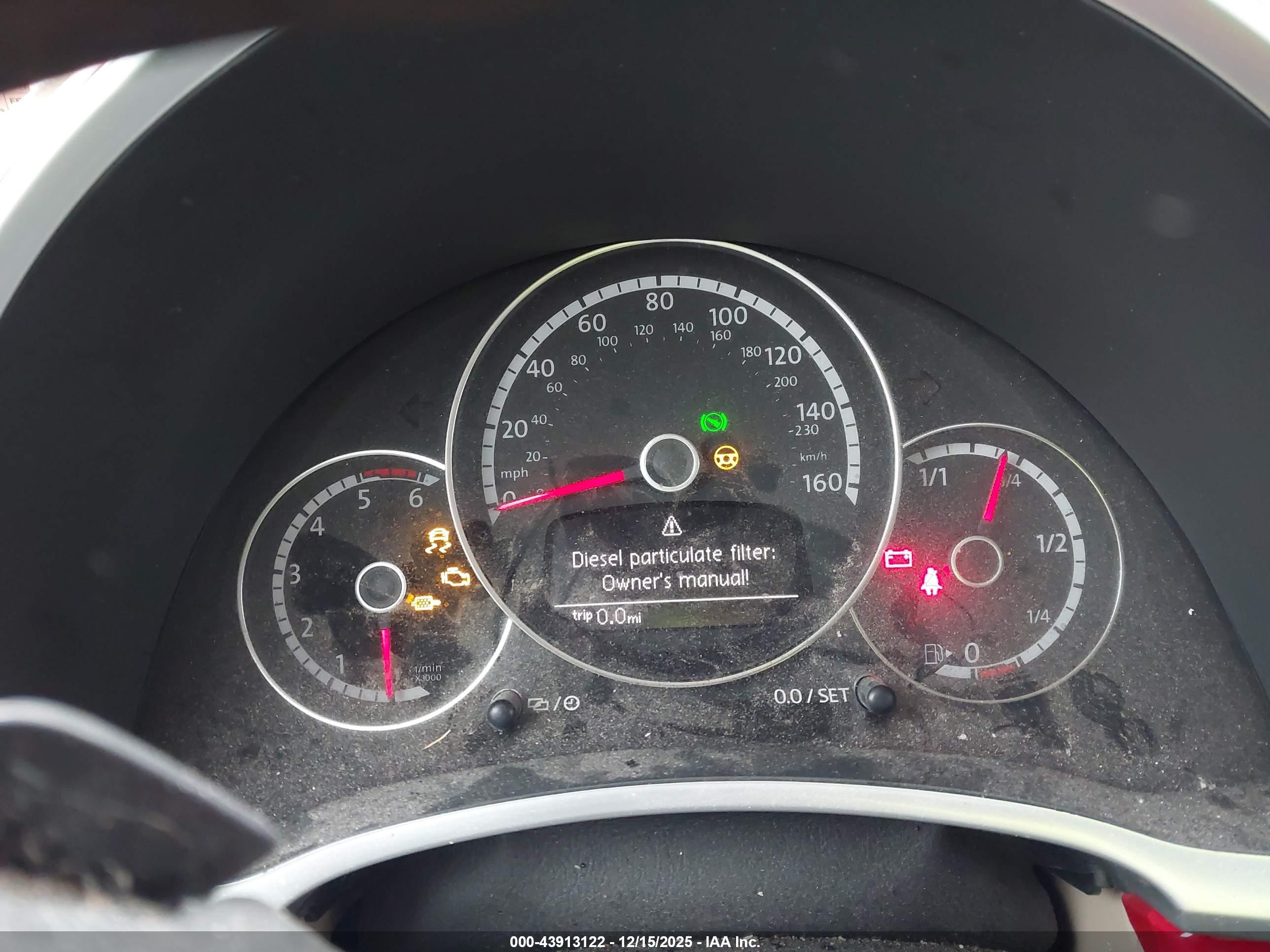 VOLKSWAGEN BEETLE image 7
