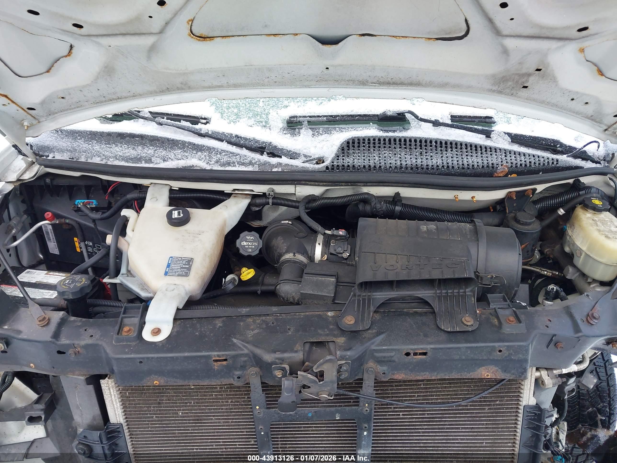 CHEVROLET EXPRESS image 10