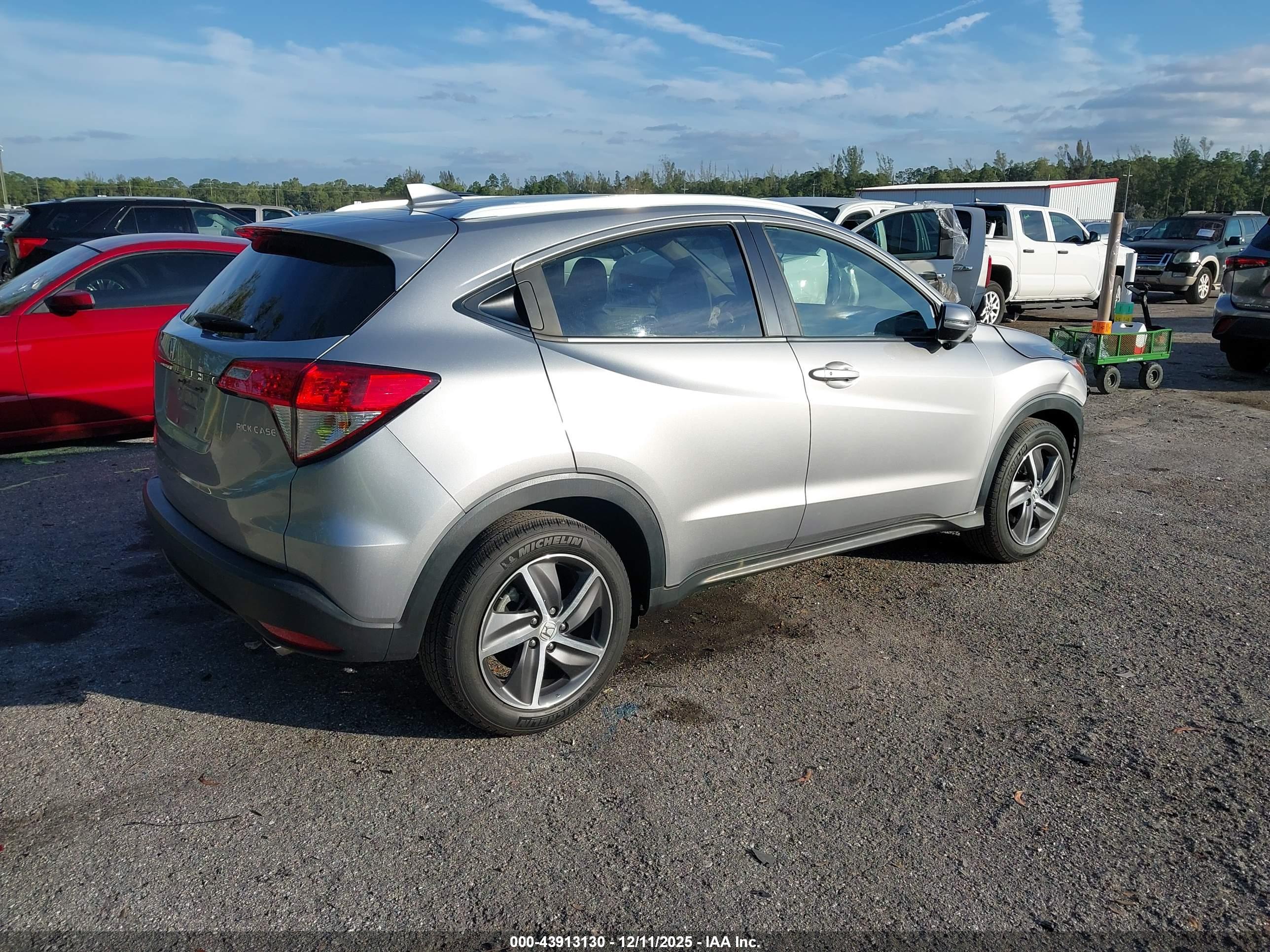 HONDA HR-V image 4