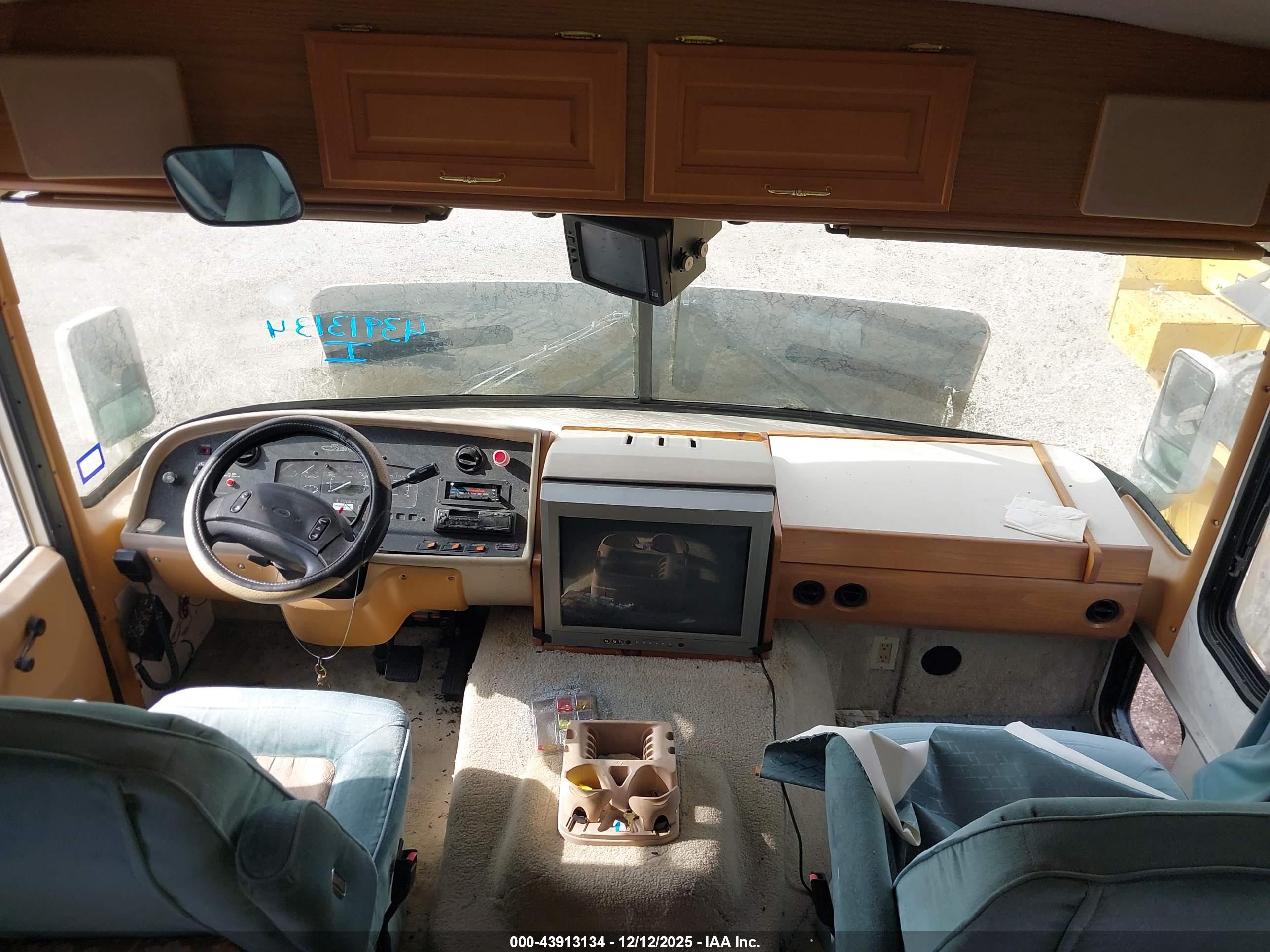 FORD F530 image 5