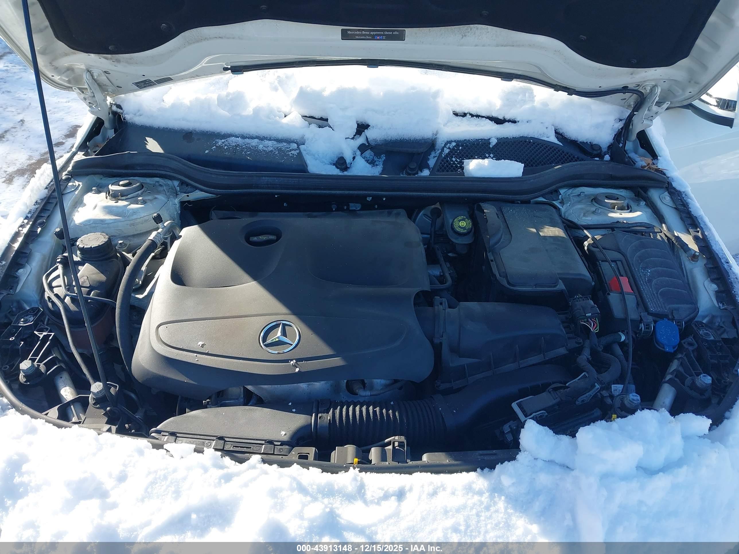 MERCEDES-BENZ CLA image 10