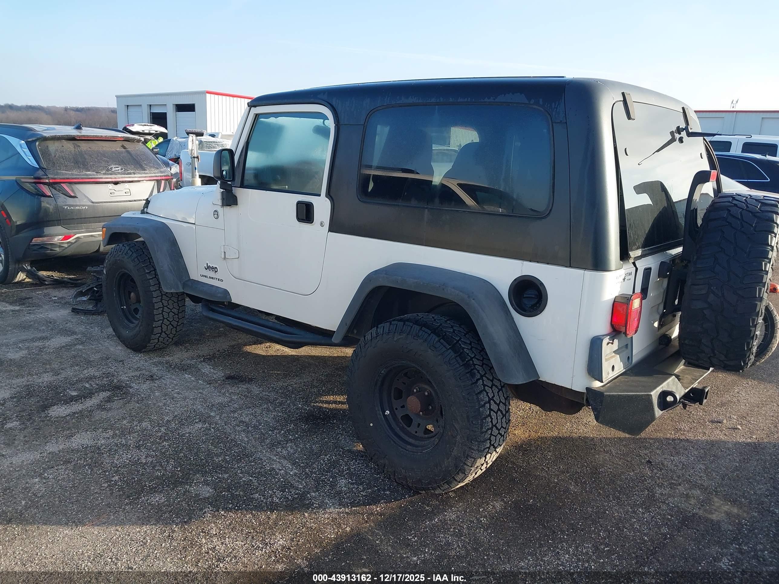 JEEP WRANGLER image 3