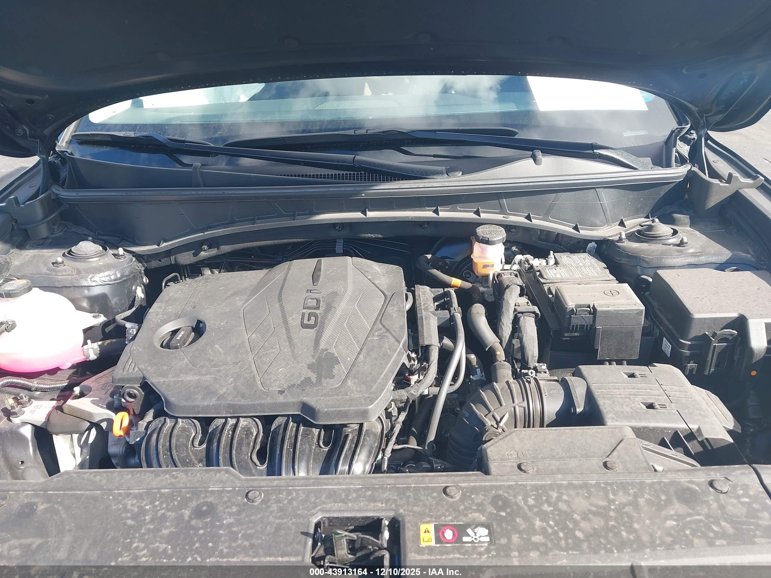 HYUNDAI TUCSON image 10