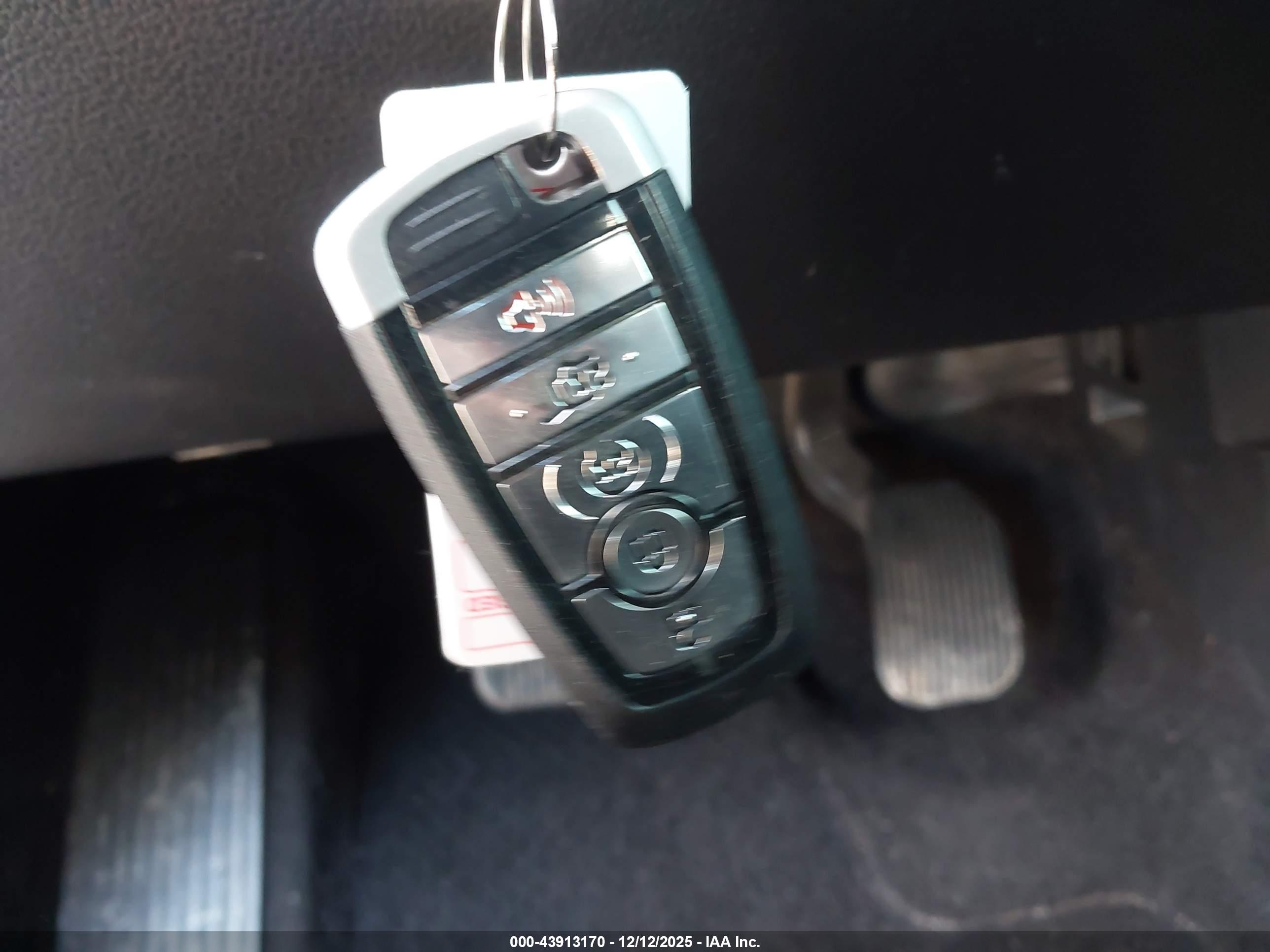 FORD EXPEDITION image 11