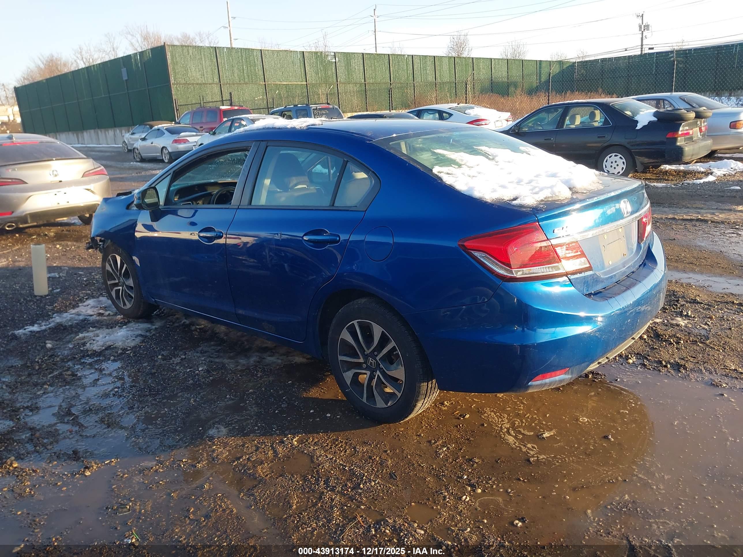 HONDA CIVIC image 3