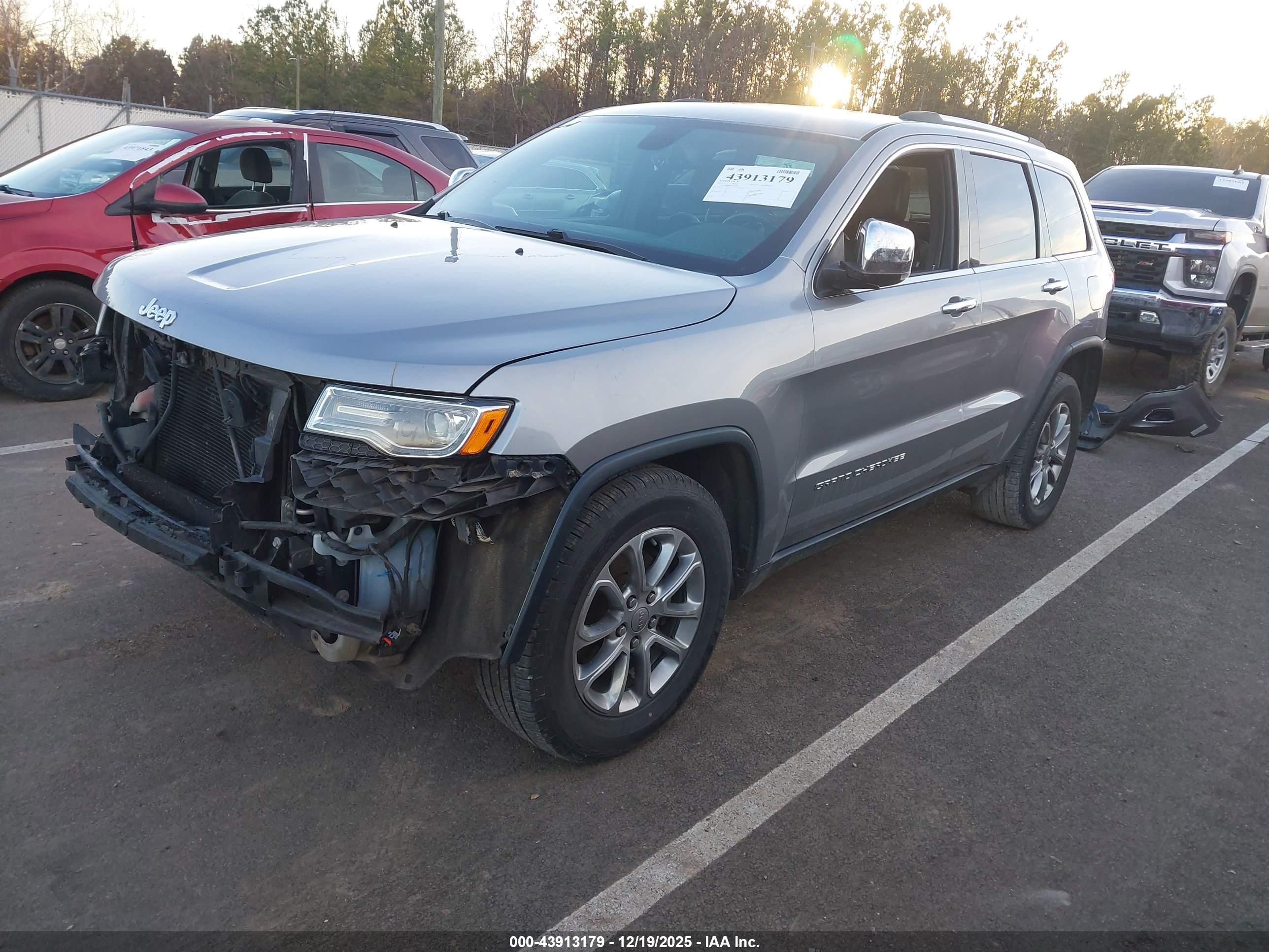 JEEP GRAND image 2