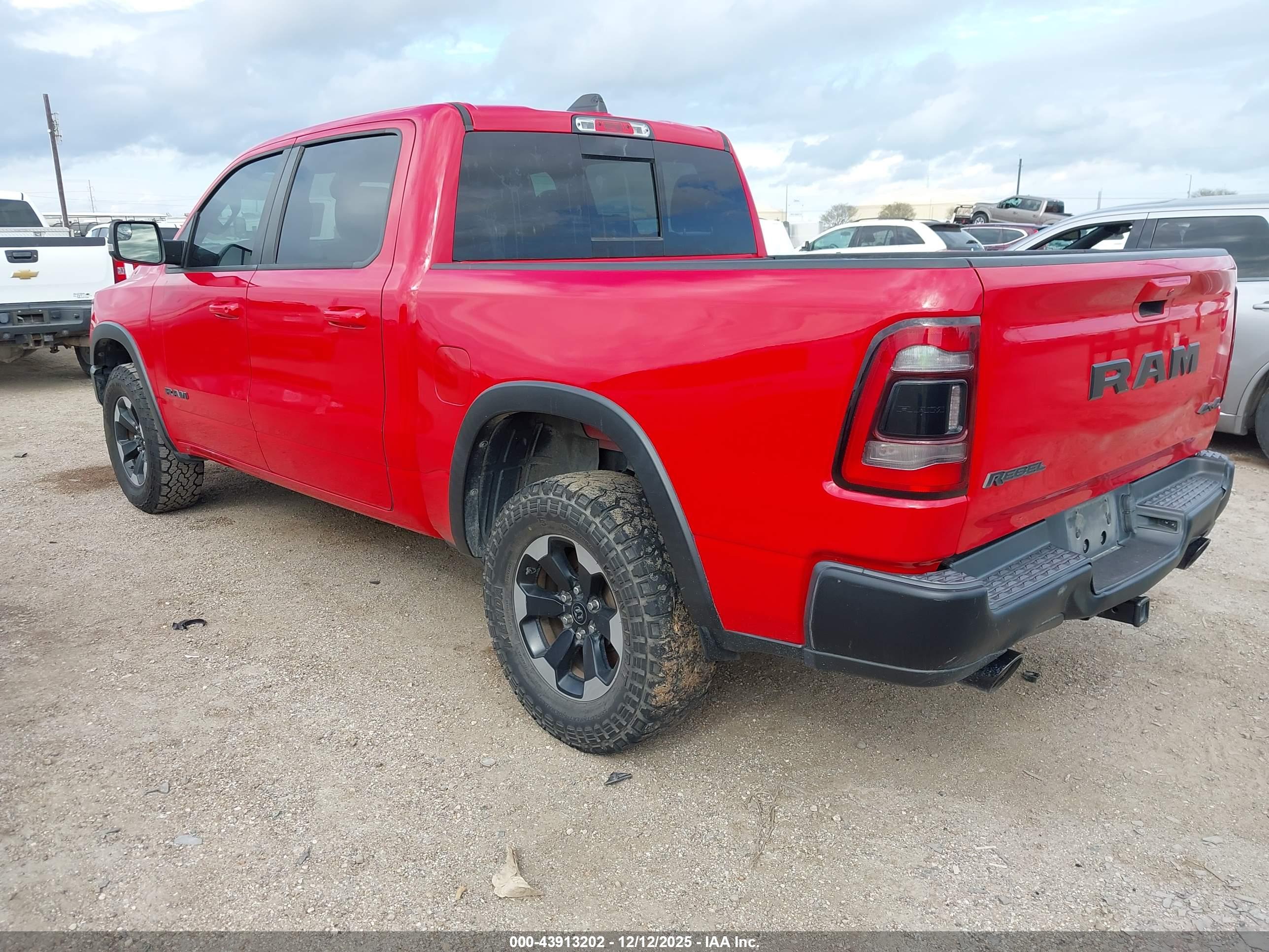 RAM 1500 image 3