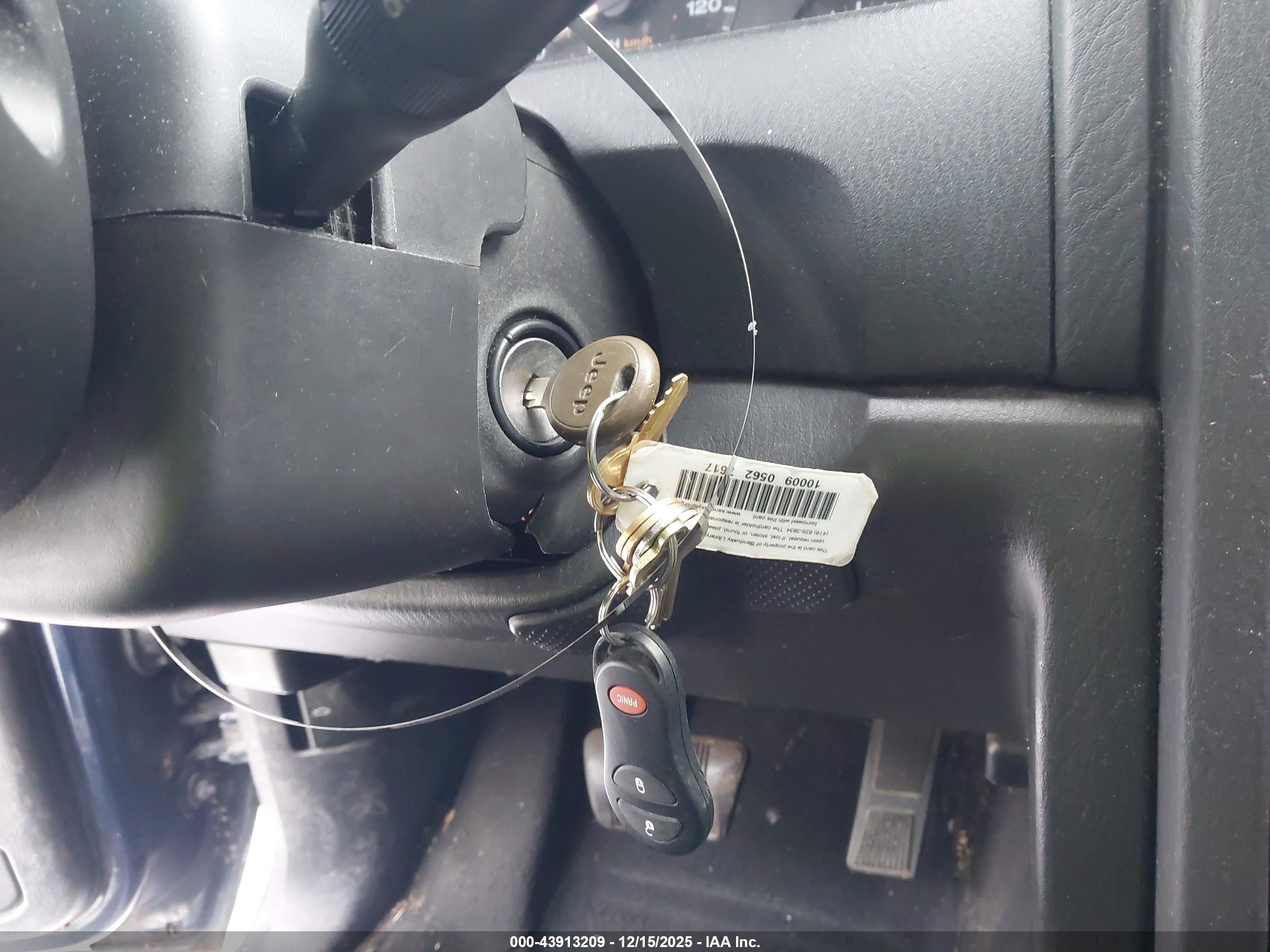 JEEP GRAND image 11
