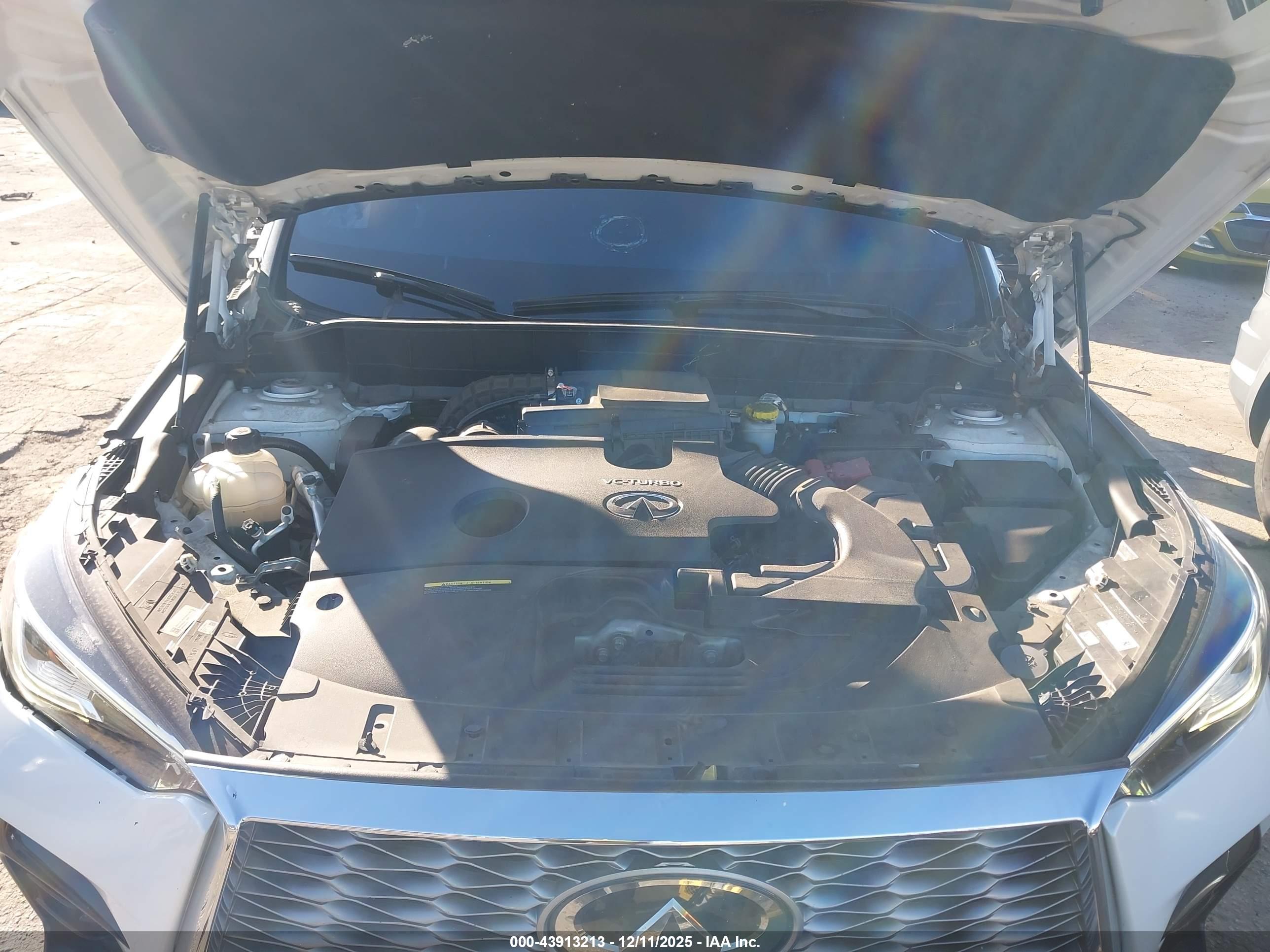 INFINITI QX55 image 10
