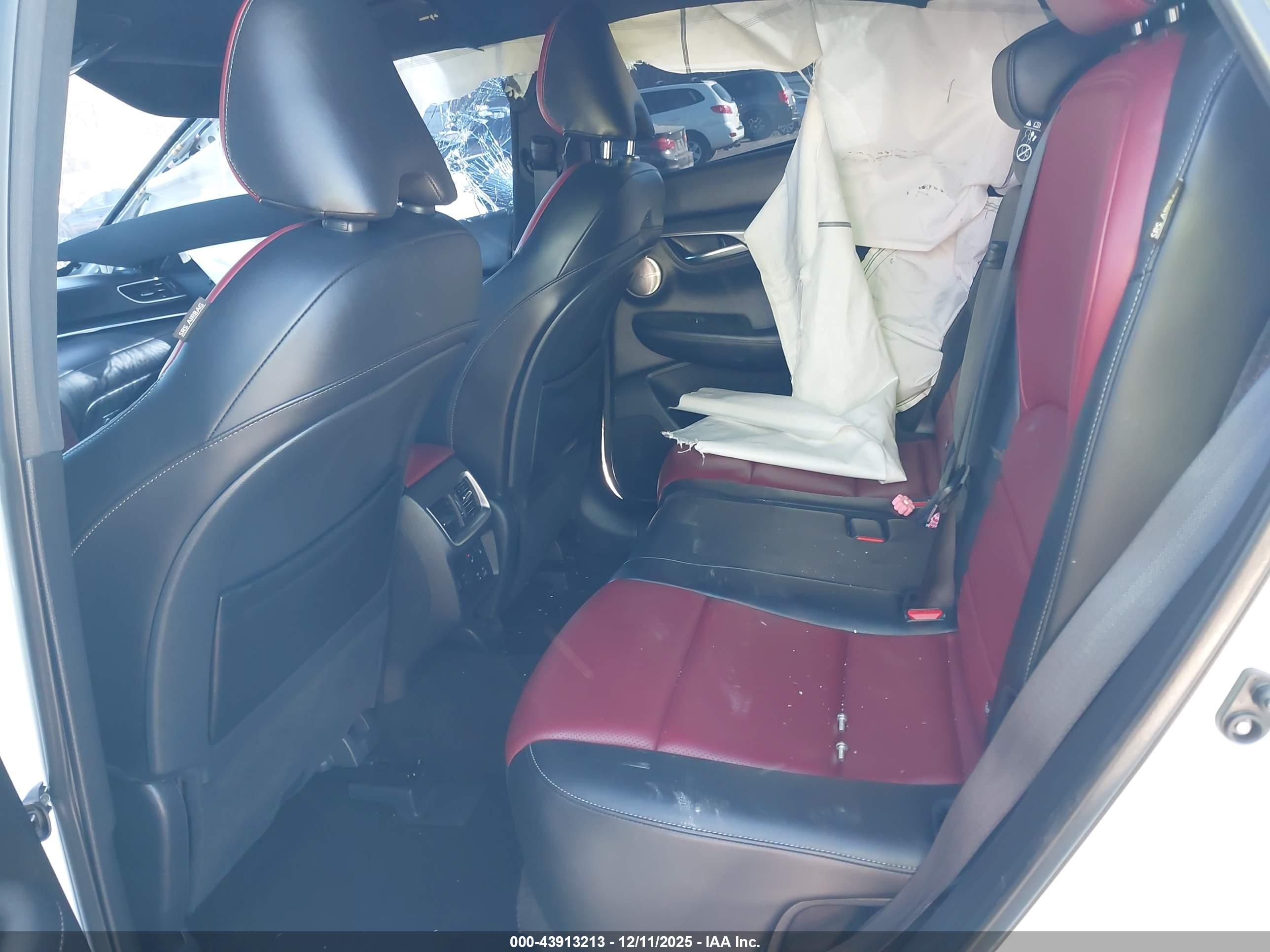 INFINITI QX55 image 8