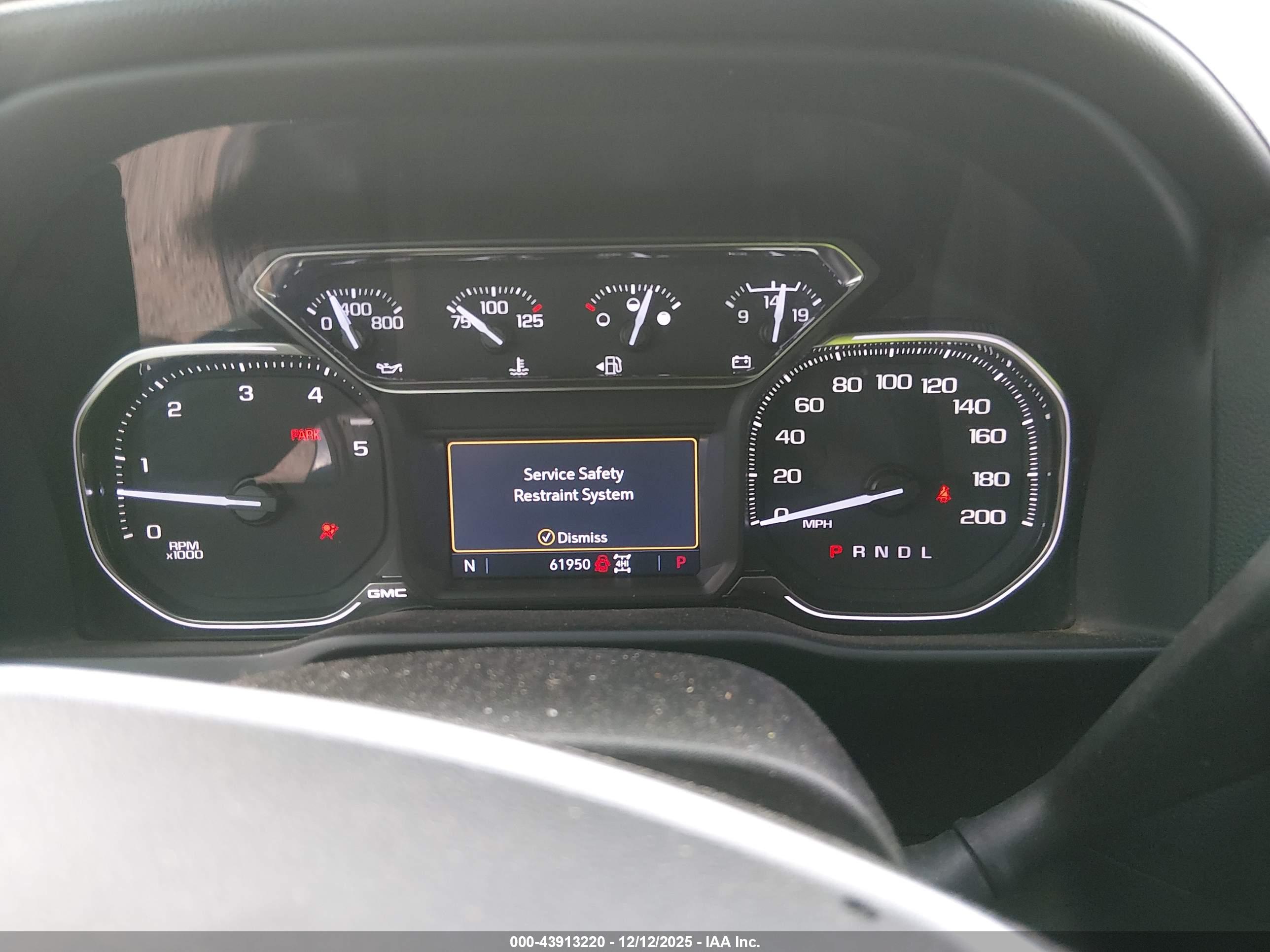 GMC SIERRA image 6
