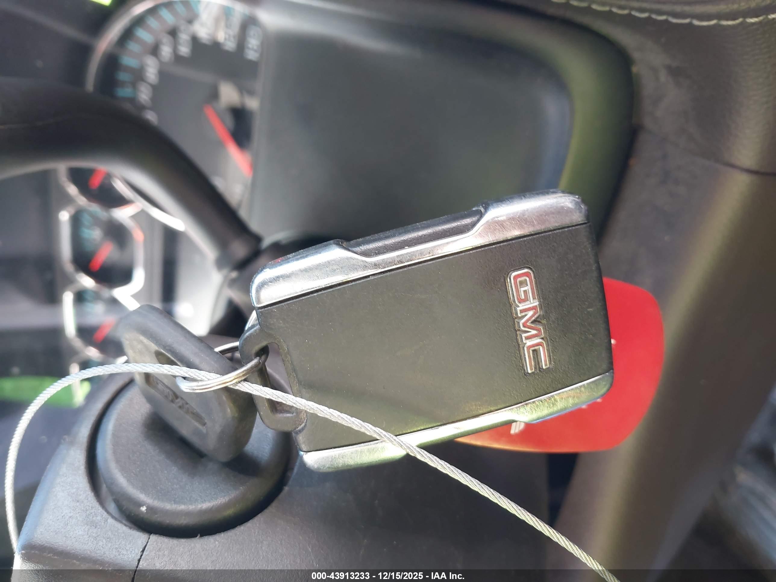 GMC SIERRA image 11