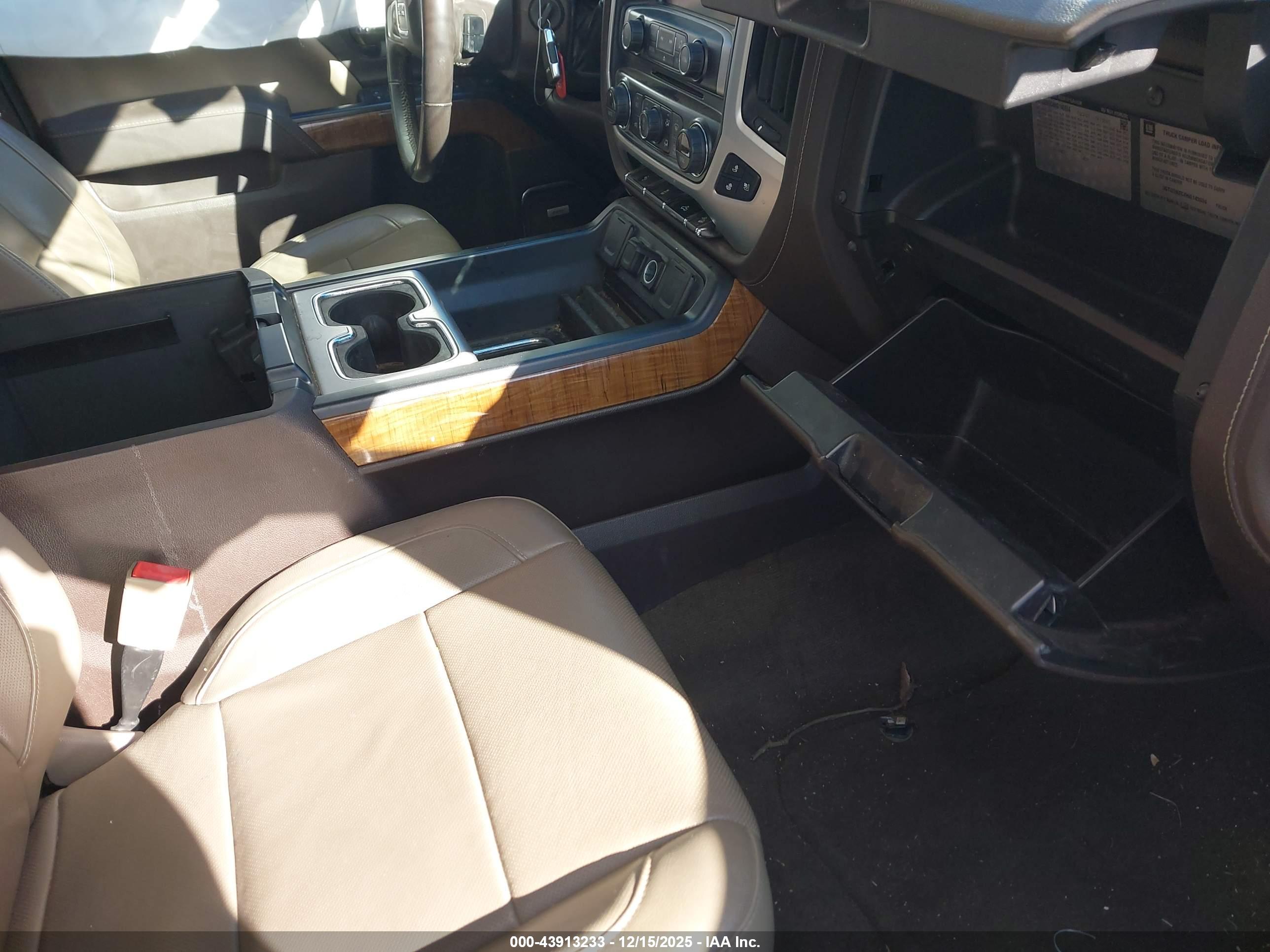 GMC SIERRA image 5