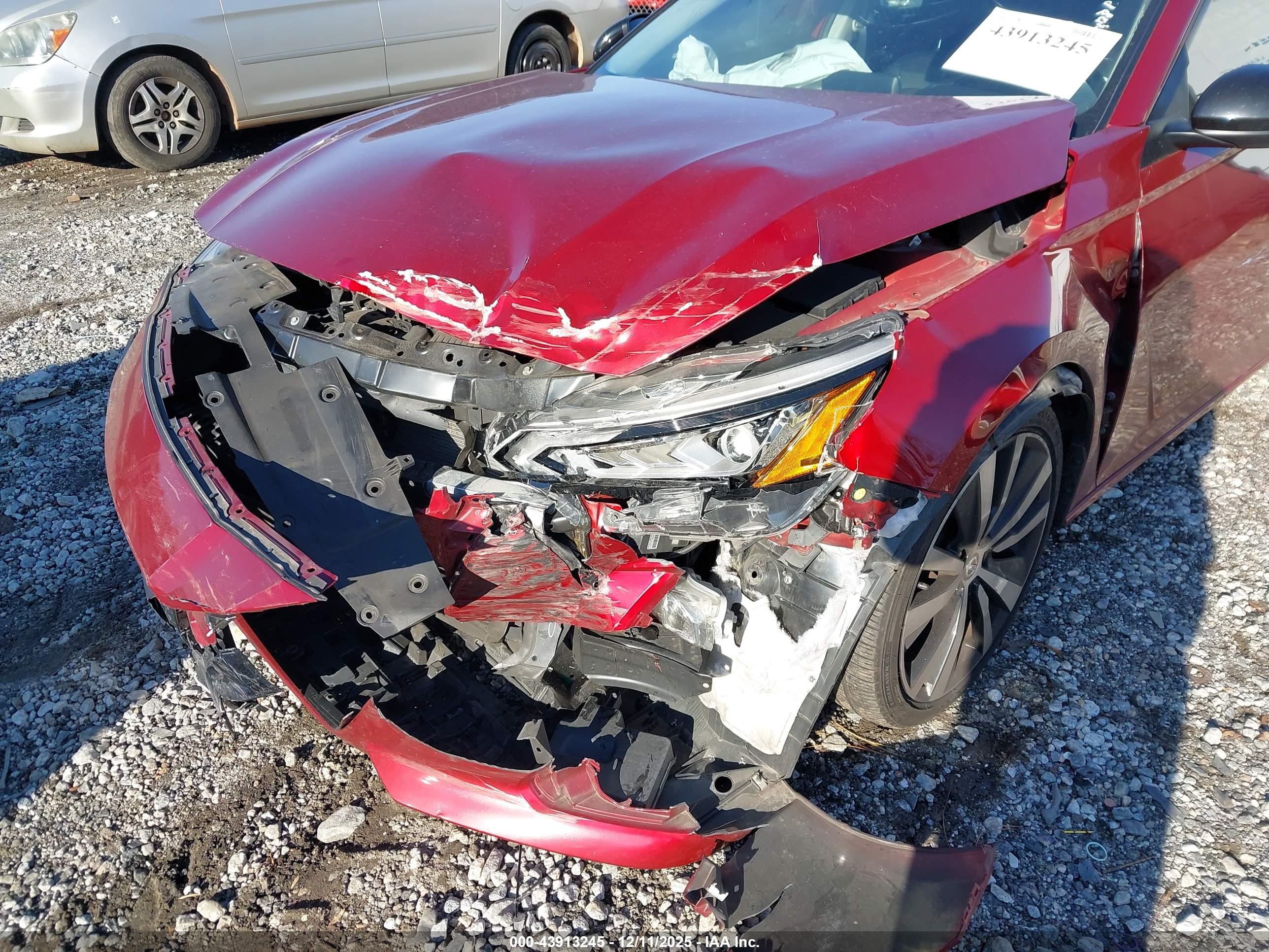 NISSAN ALTIMA image 6