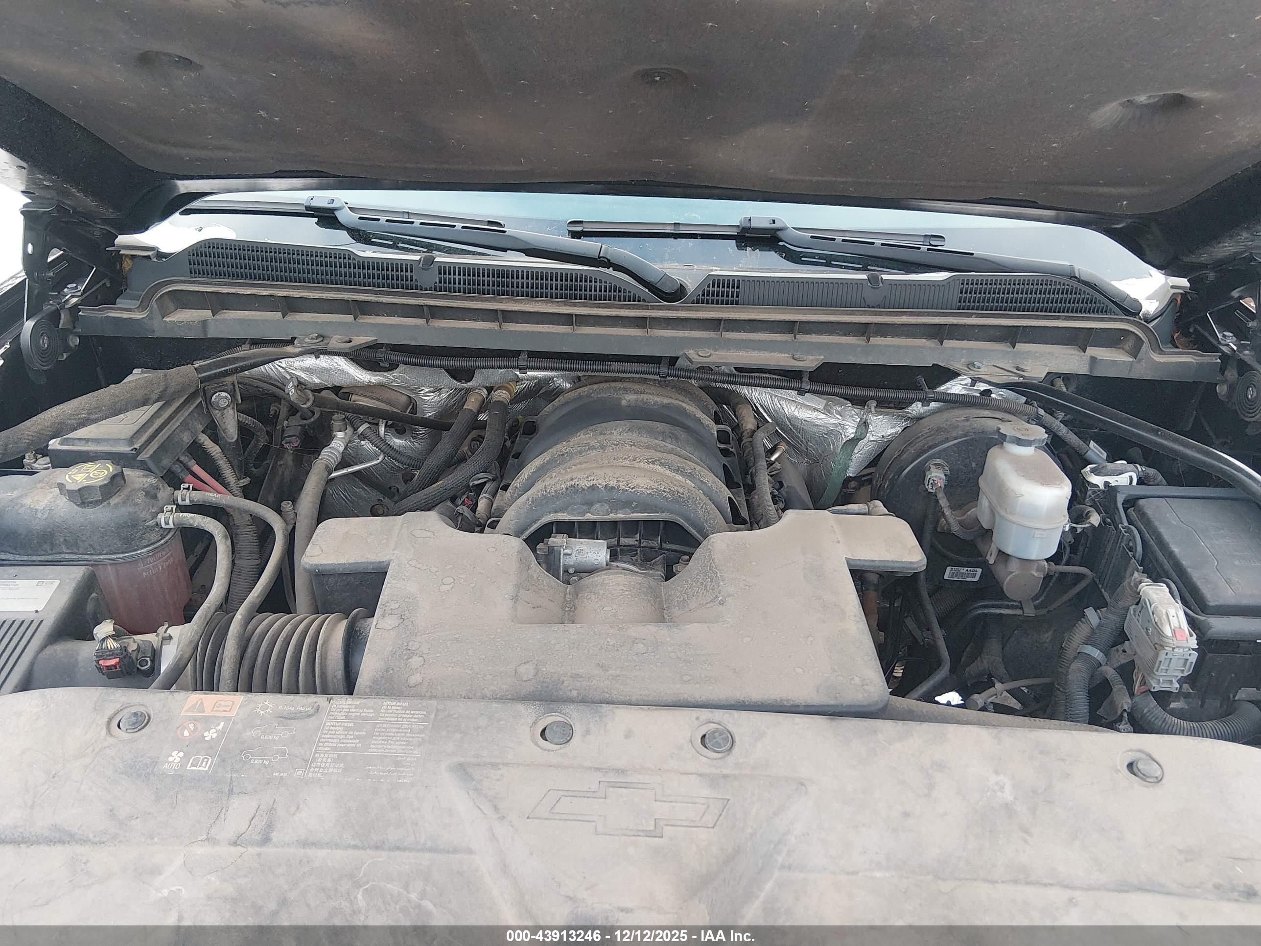 CHEVROLET SILVERADO image 10
