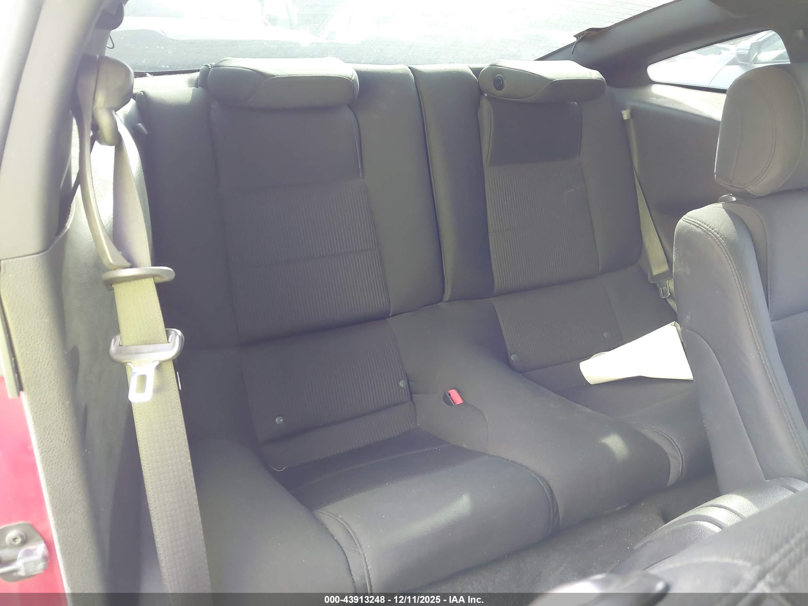 FORD MUSTANG image 8