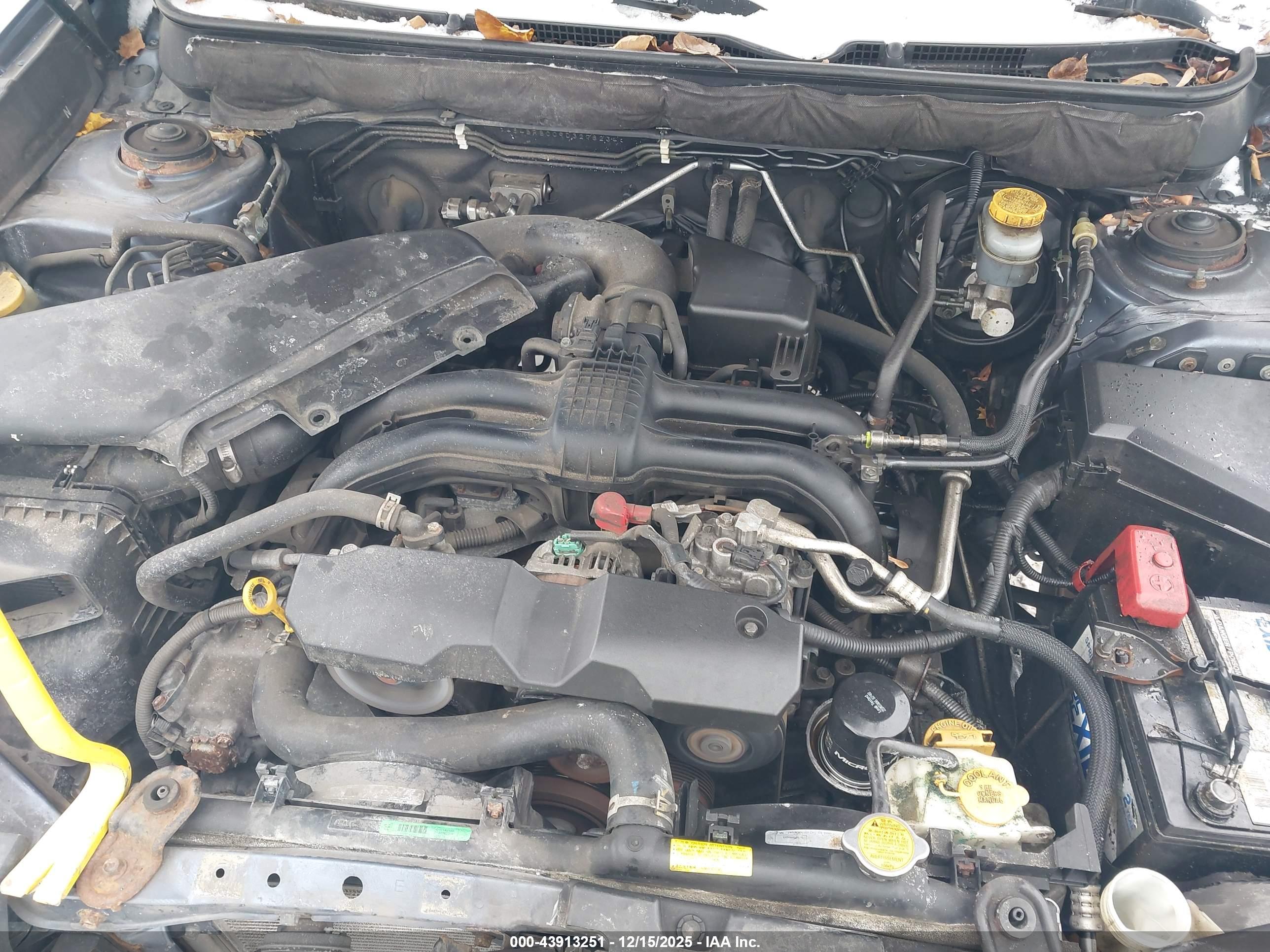 SUBARU OUTBACK image 10